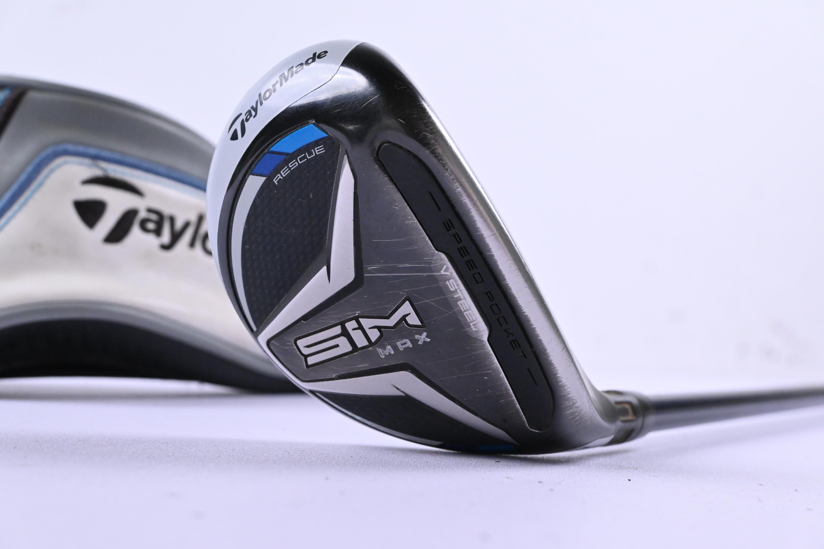 Taylormade SIM Max #4 Hybrid / 22 Degree / Regular Flex Fujikura Ventus Blue 6