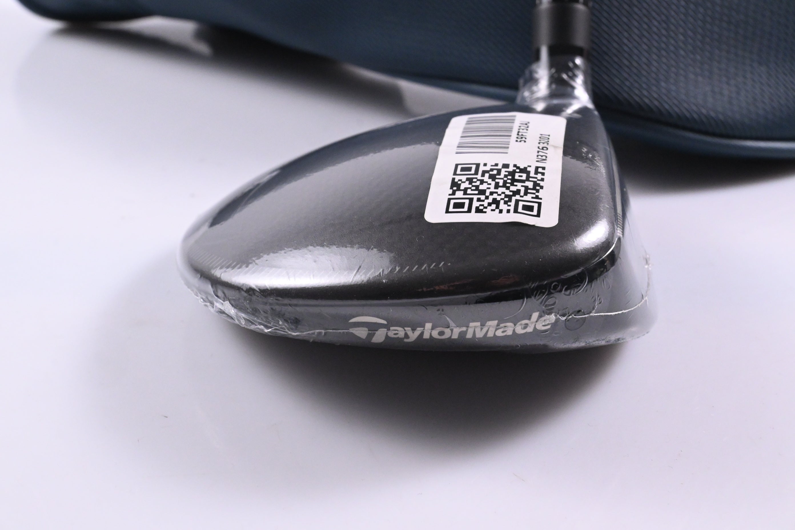 Taylormade Qi4D Max #5 Wood / 18 Degree / Regular Flex REAX 55 Shaft