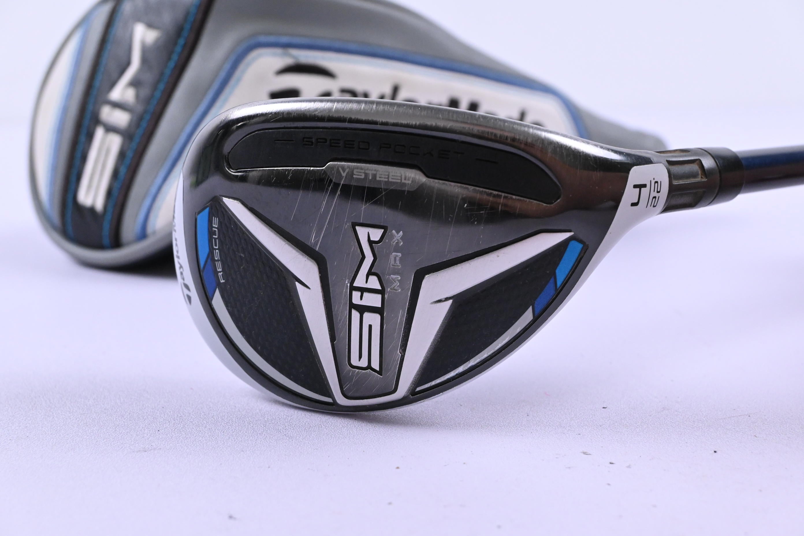 Taylormade SIM Max #4 Hybrid / 22 Degree / Regular Flex Fujikura Ventus Blue 6
