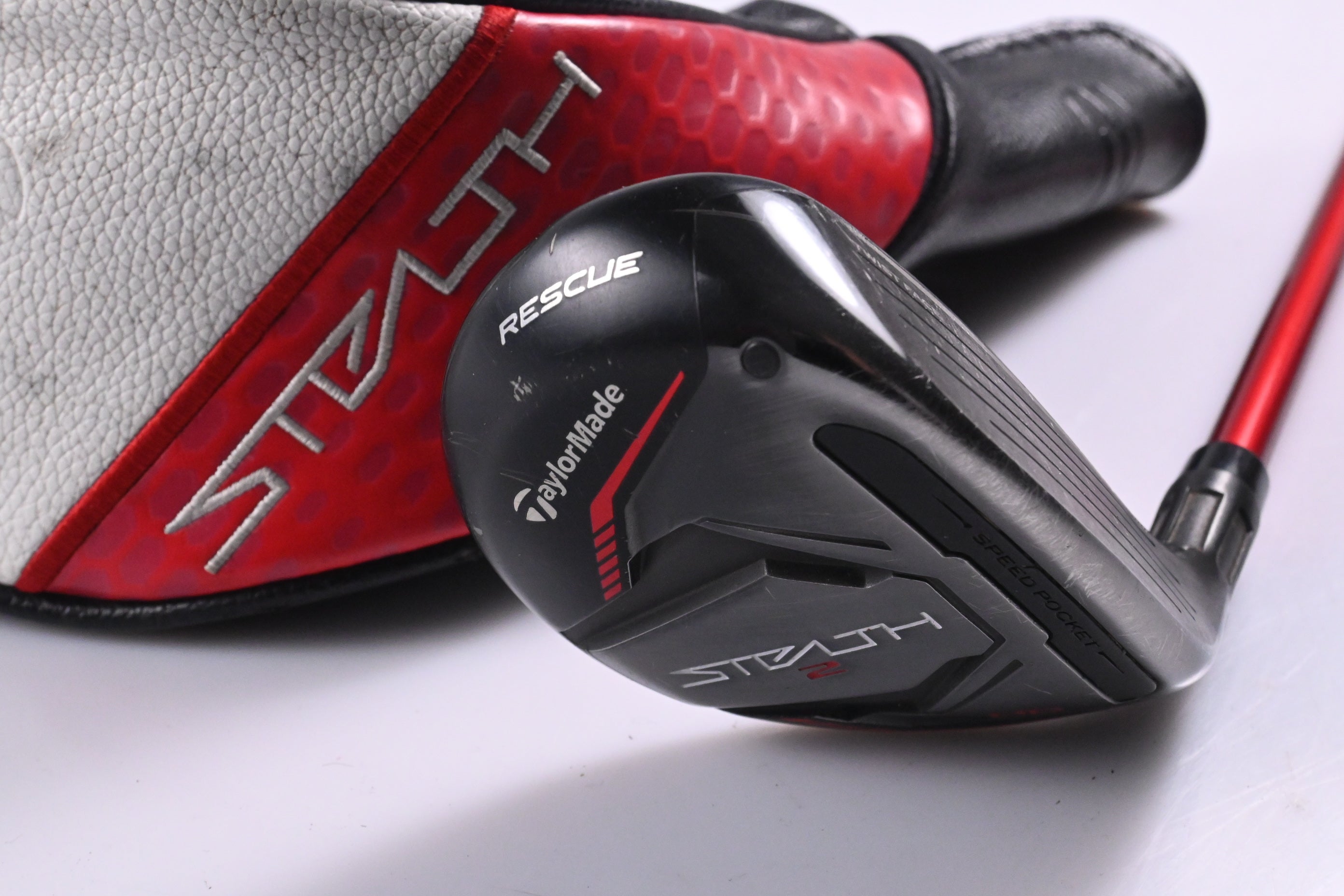 Taylormade Stealth 2 HD #4 Hybrid / 23 Degree / Regular Flex Speeder NX Red 50