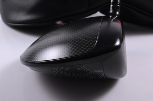 Wilson Dynapower Carbon 2023 Driver / 9 Degree / X-Flex Fujikura Ventus Blue 7