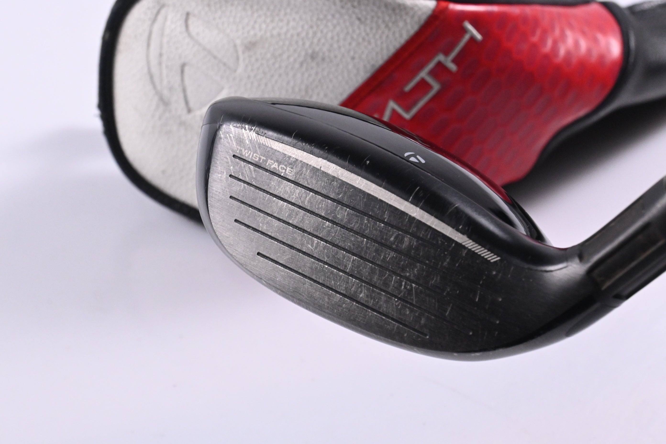 Taylormade Stealth 2 HD #4 Hybrid / 23 Degree / Regular Flex Speeder NX Red 50