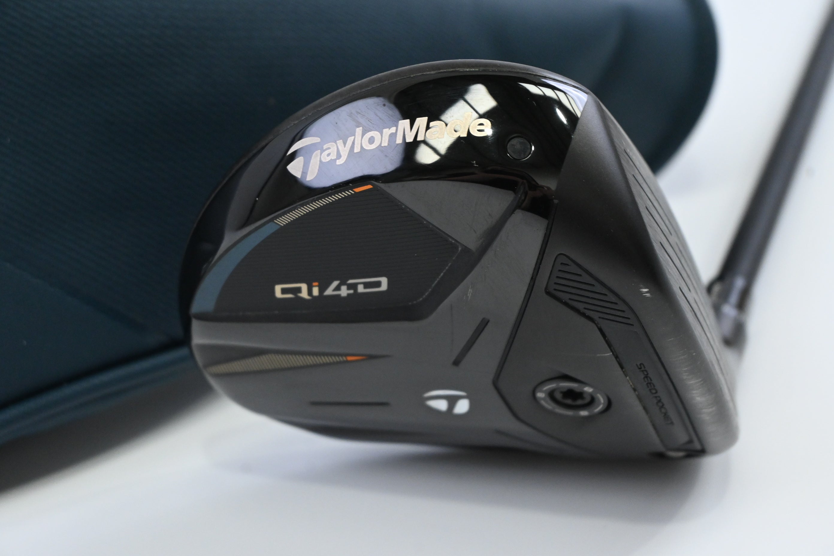Taylormade Qi4D #3 Wood / 15 Degree / Regular Flex Taylormade Reax White 55