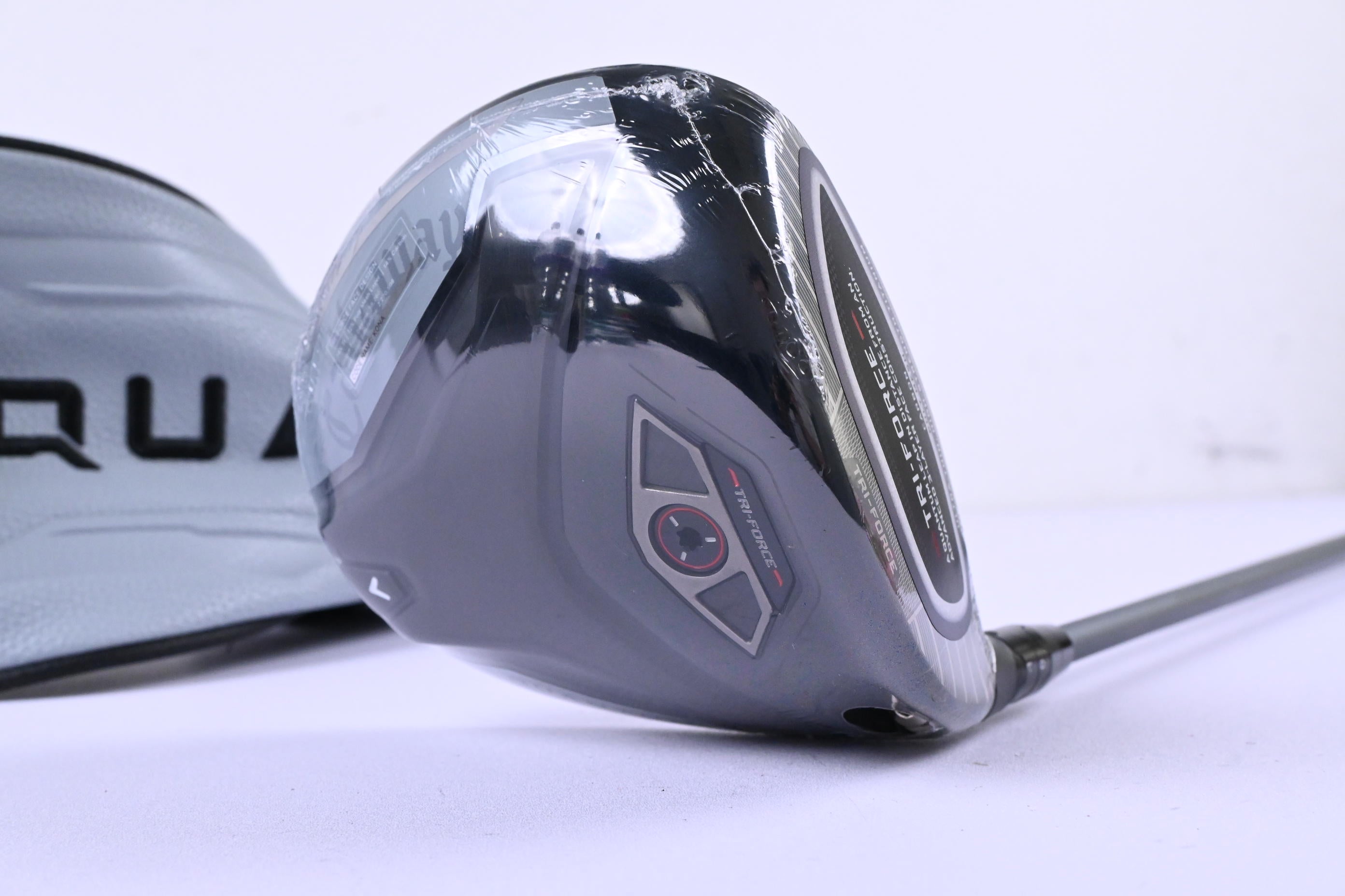 Callaway Quantum Max D Driver / 10.5 Degree / Regular Flex Denali Frost Silver 50
