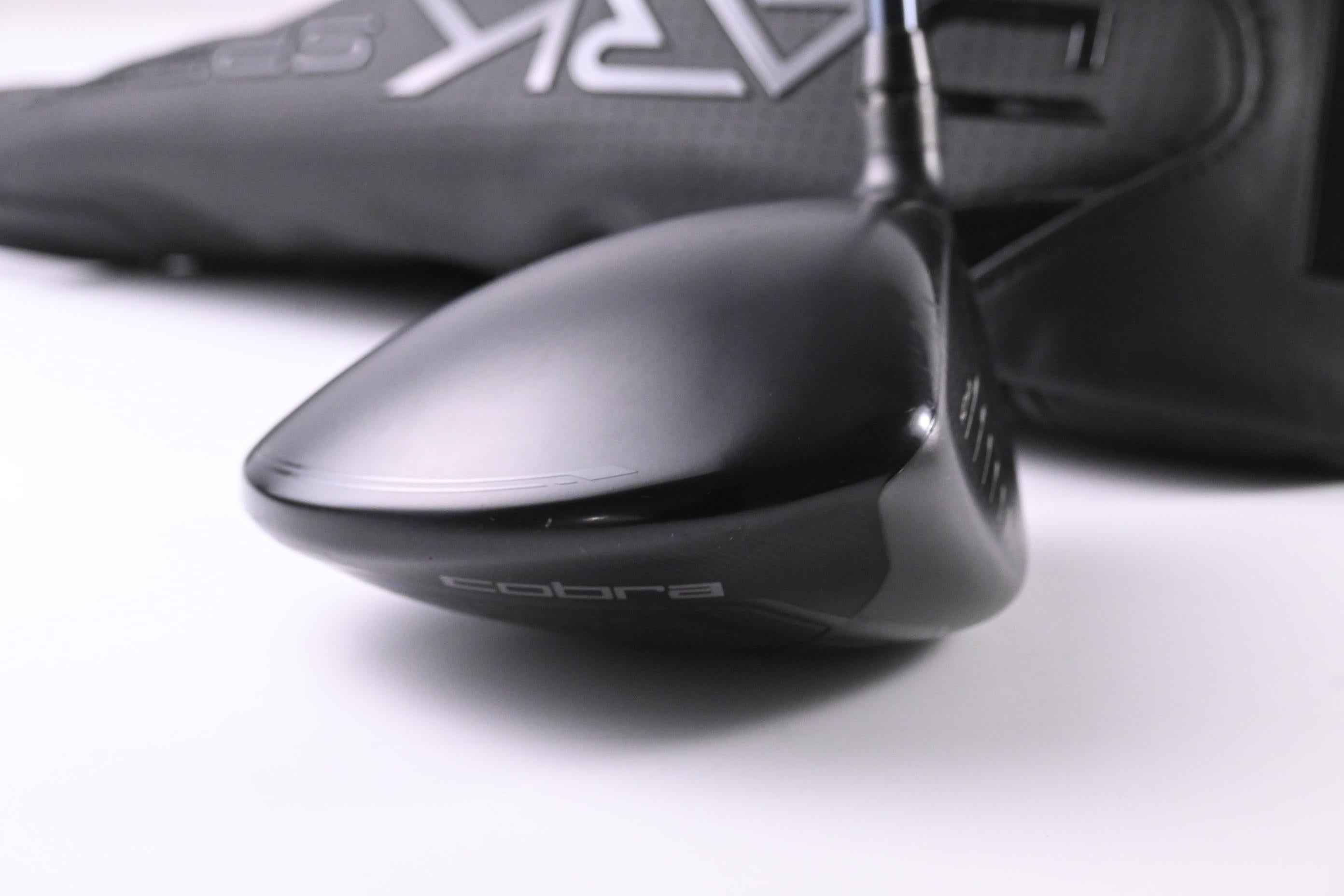Cobra Darkspeed X Driver / 10.5 Degree / Stiff Flex UST Mamiya LINQ M40X 6 Shaft