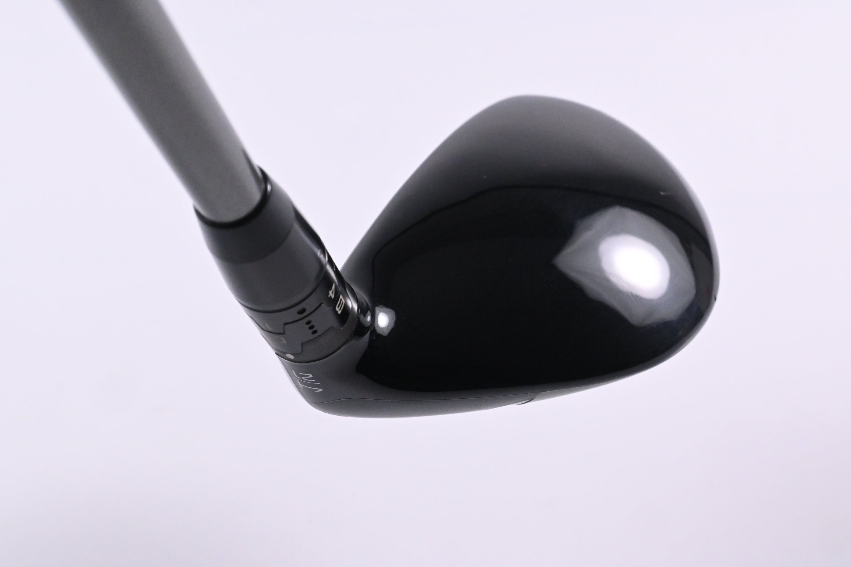 Titleist TSi2 #4 Hybrid / 21 Degree / Stiff Flex Aldila Rogue M-AX 85 Shaft