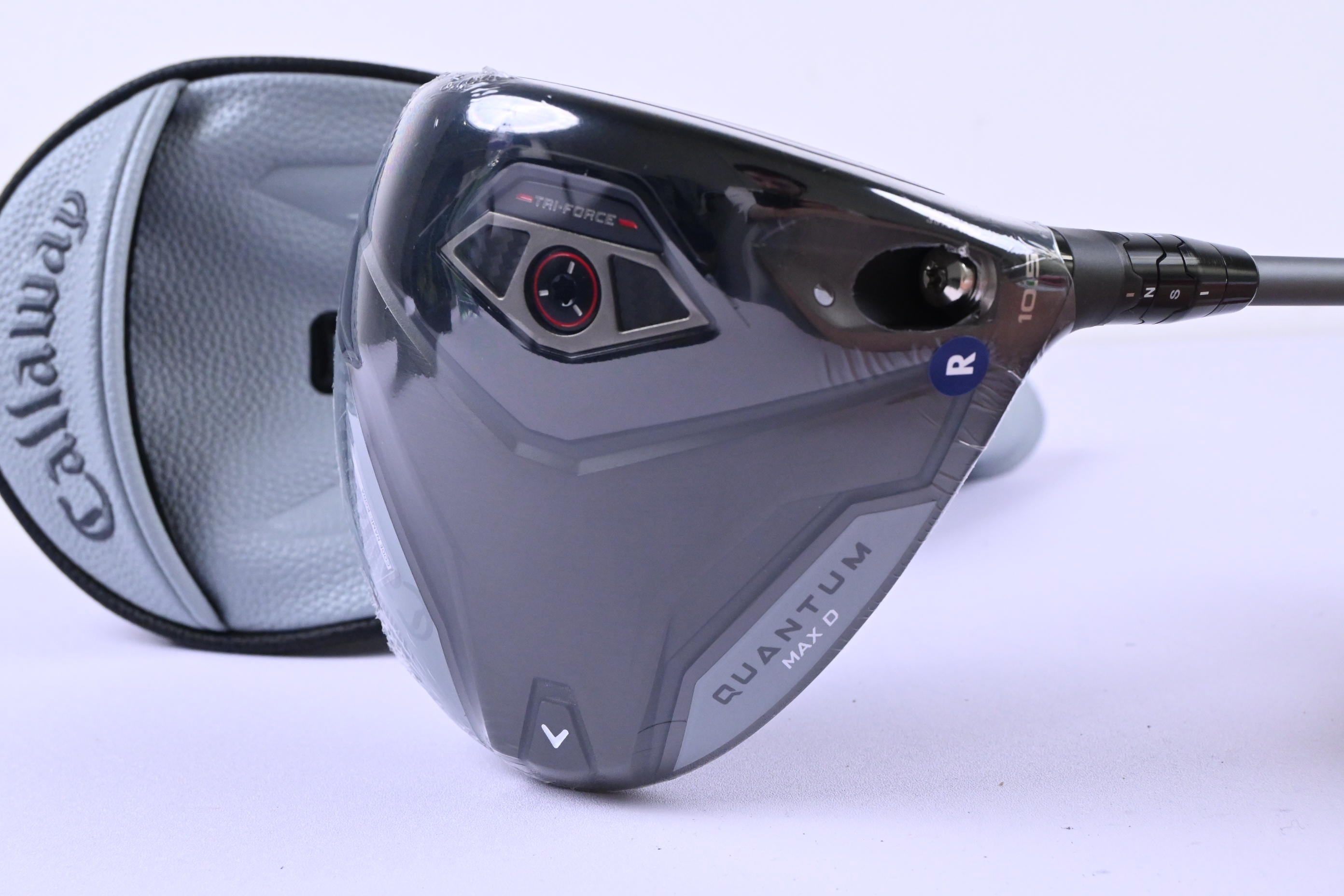 Callaway Quantum Max D Driver / 10.5 Degree / Regular Flex Denali Frost Silver 50