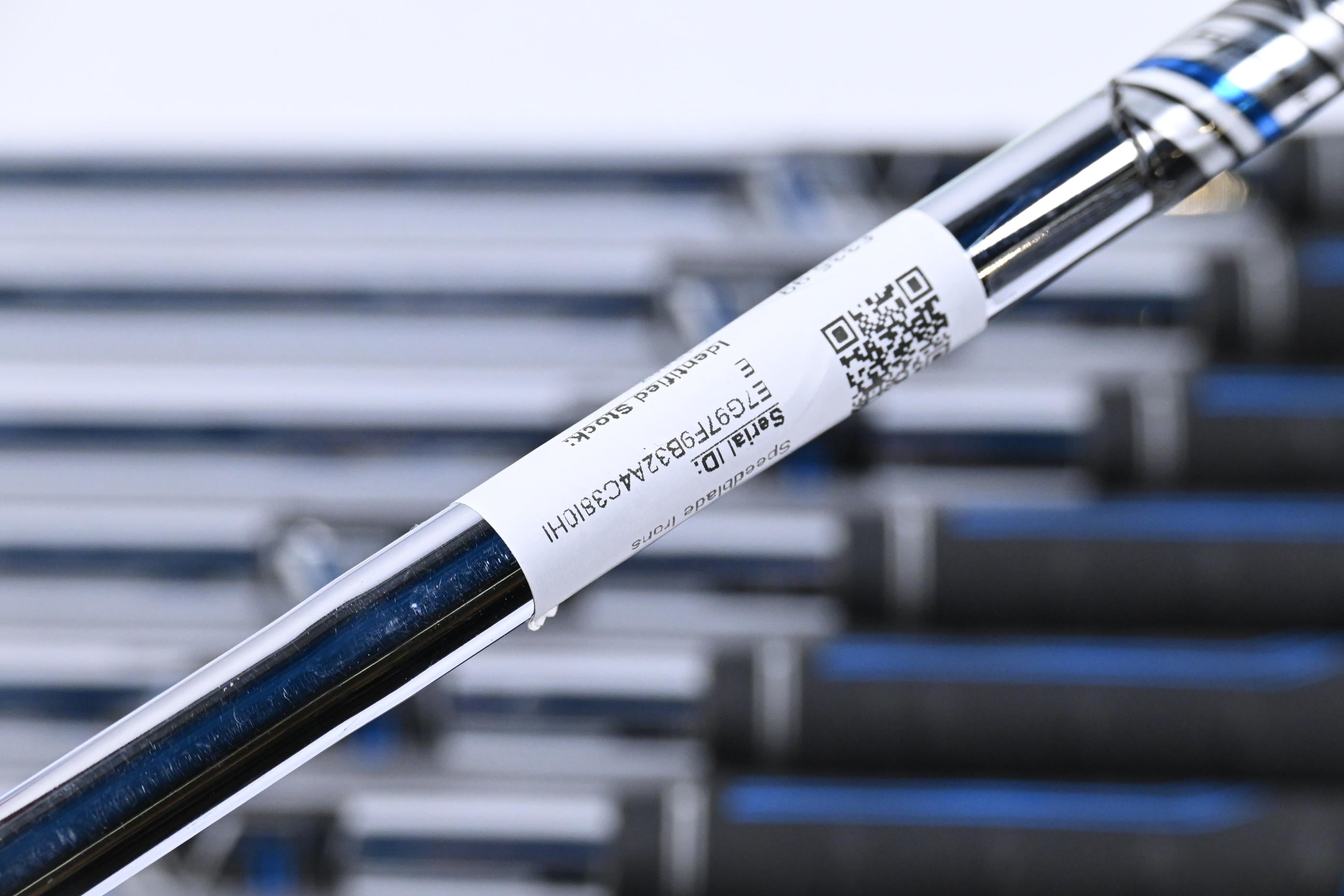 Left Hand Taylormade Speedblade Irons / 3-PW / Regular Flex Speedblade 85