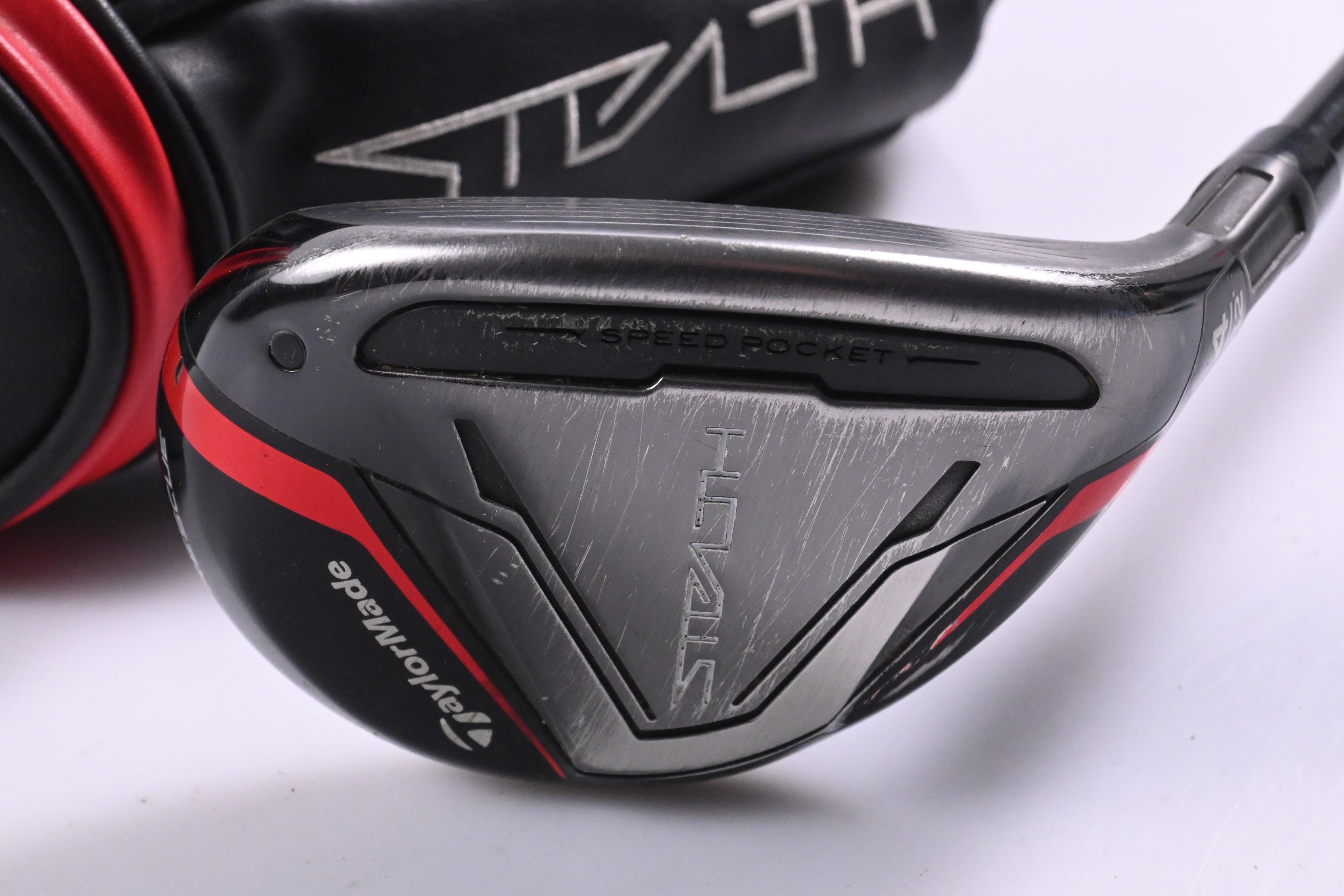 Taylormade Stealth #4 Hybrid / 22 Degree / Regular Flex Fujikura Ventus Red 6