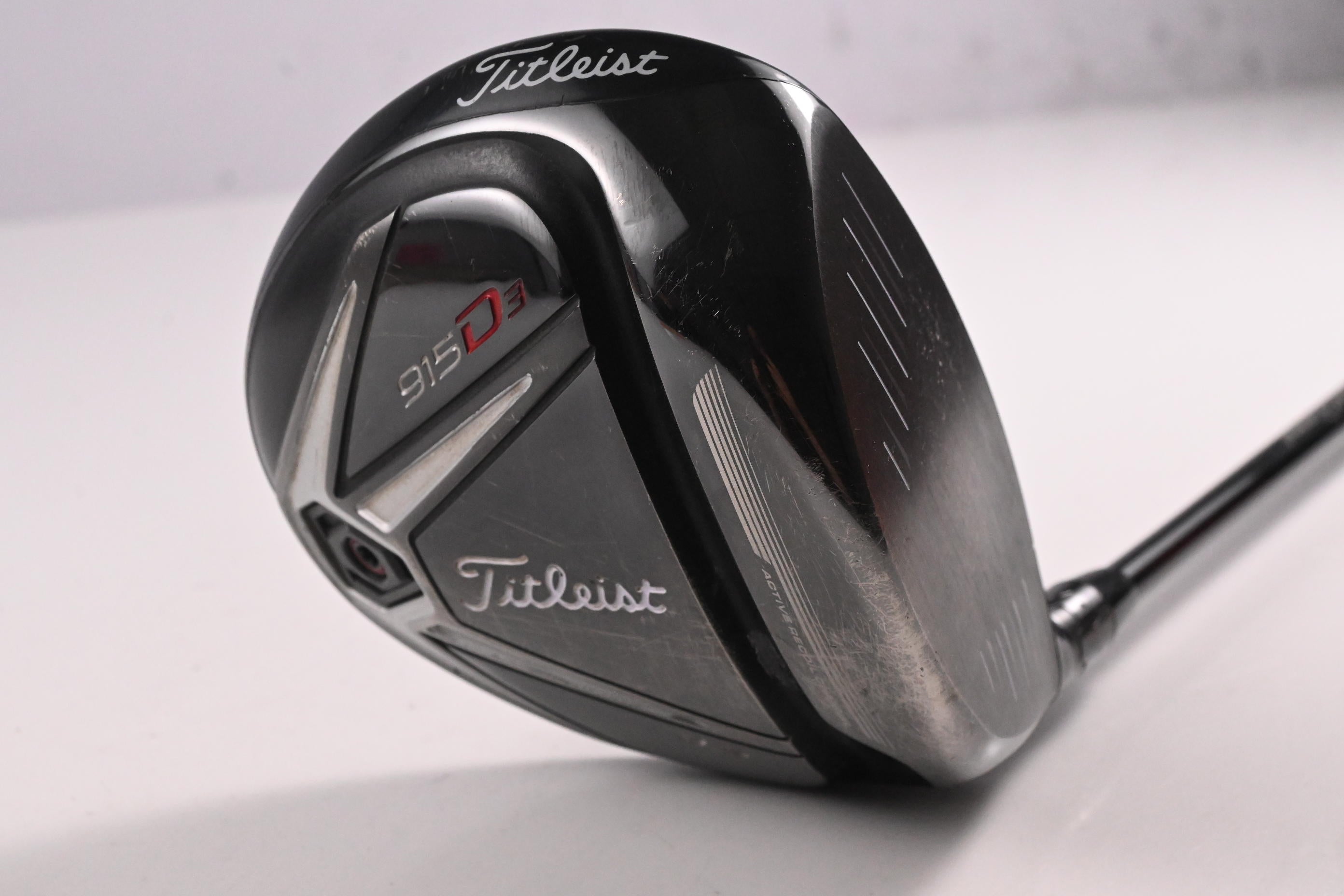 Titleist 915 D2 Driver / 9.5 Degree / X-Flex HZRDUS Smoke Green  RDX 65 Shaft