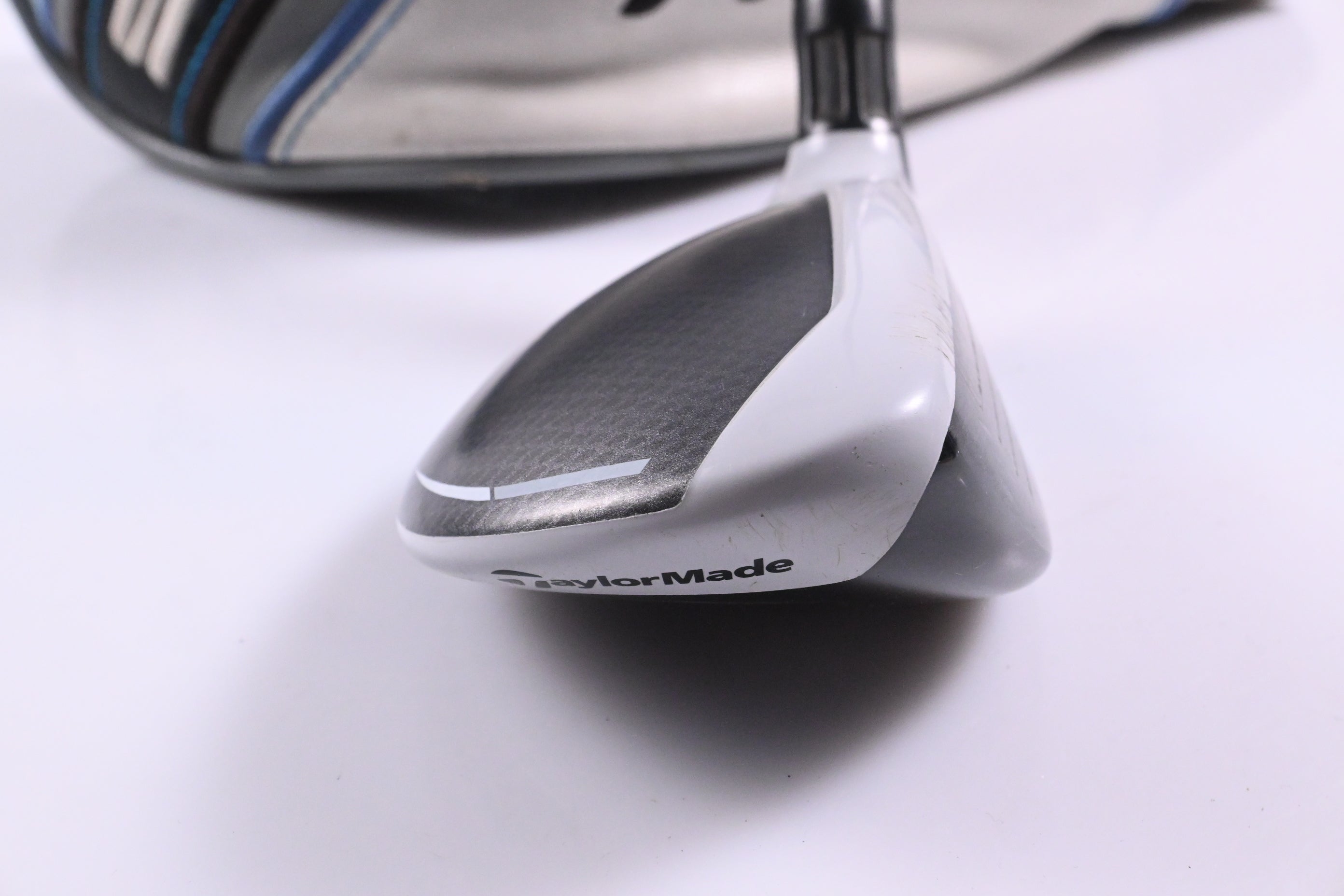Taylormade SIM Max #4 Hybrid / 22 Degree / Stiff Flex Ventus Blue 7 Shaft