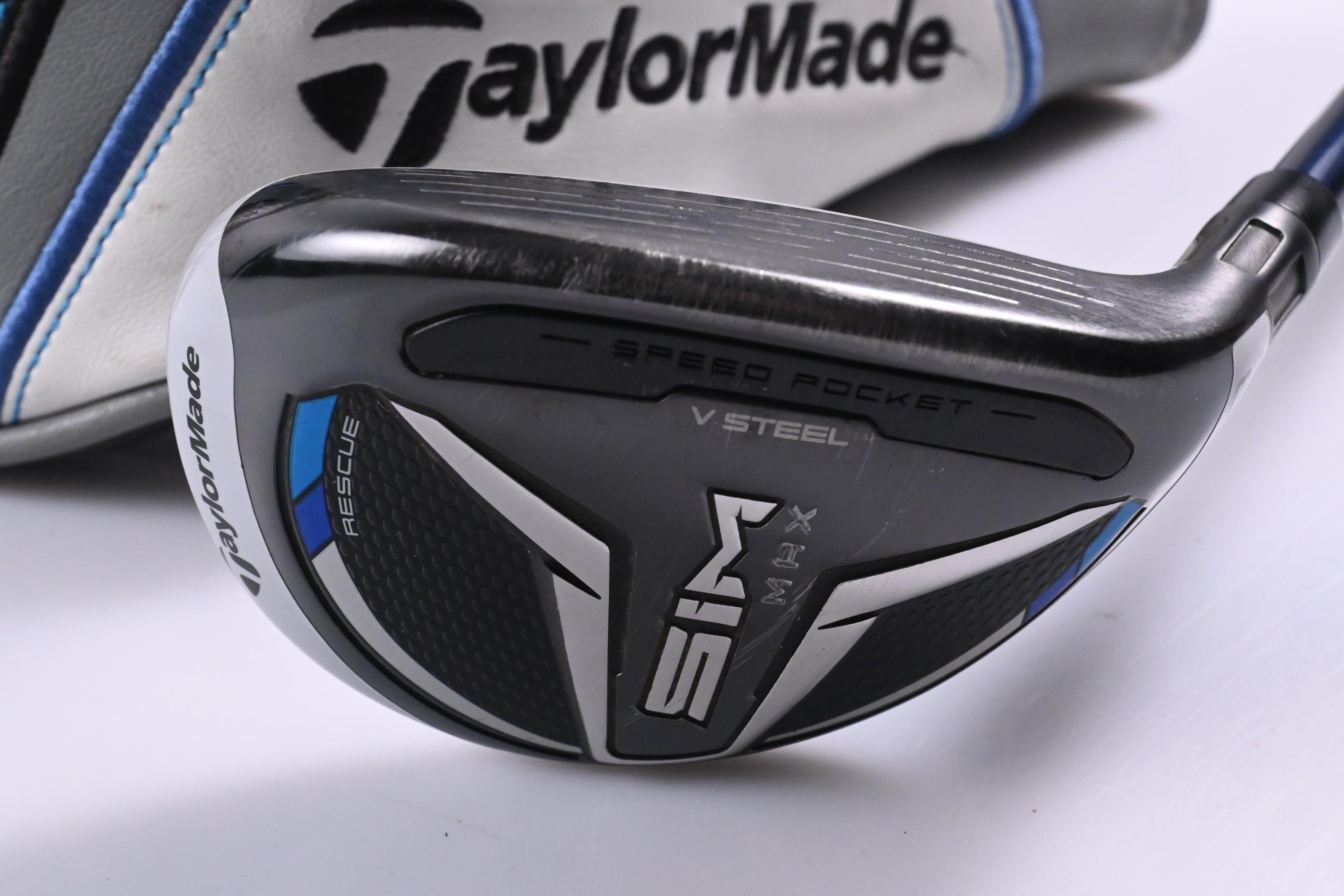 Taylormade SIM Max #3 Hybrid / 19 Degree / Regular Flex Ventus Blue 6 Shaft