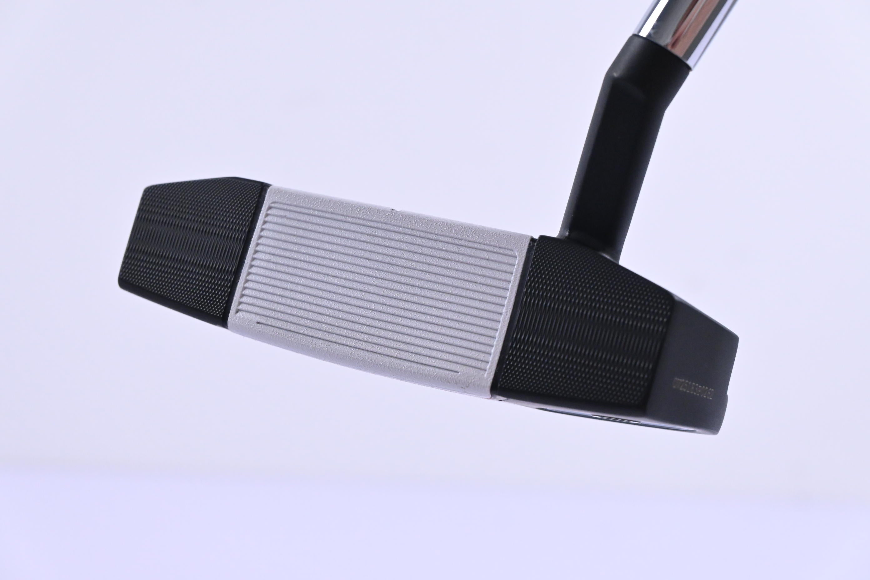Odyssey Ai-Dual #7 1/2-Ball S Putter / 34 Inch