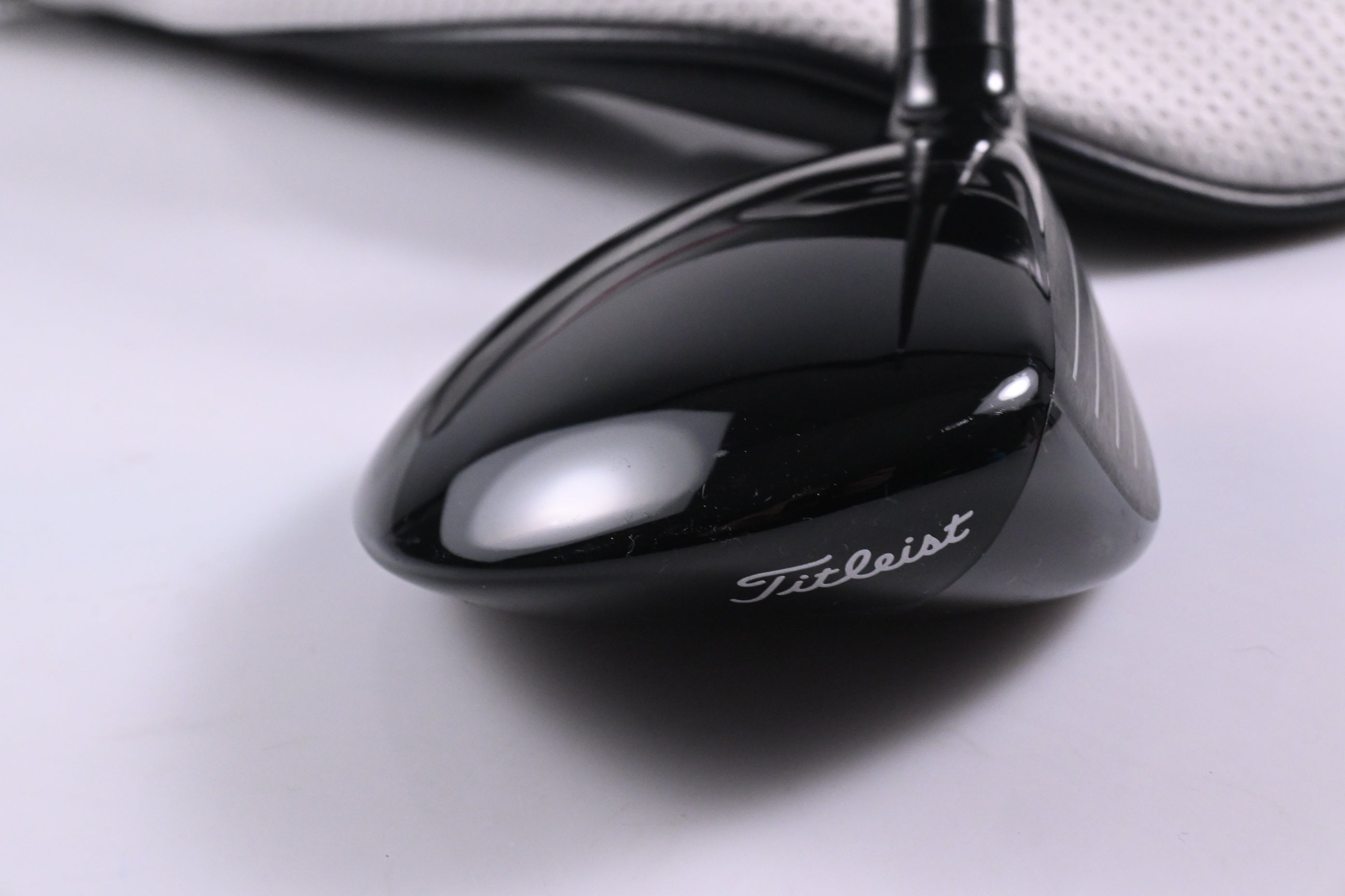Titleist GT2 #7 Wood / 21 Degree / Regular Flex HZRDUS GEN4 CB Red 60 Shaft