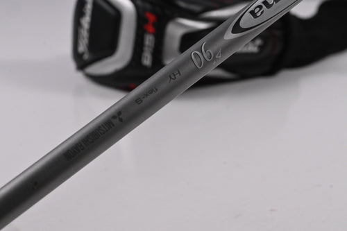 Titleist 915H #2 Hybrid / 18 Degree / Stiff Flex Diamana D+90 Shaft