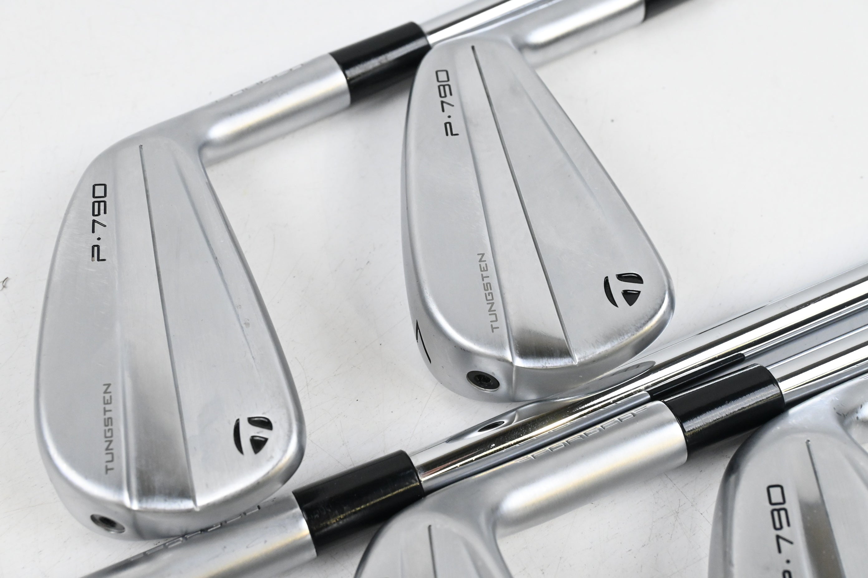 Taylormade P790 2023 Irons / 6-PW / Regular Flex Project X Precision Shafts