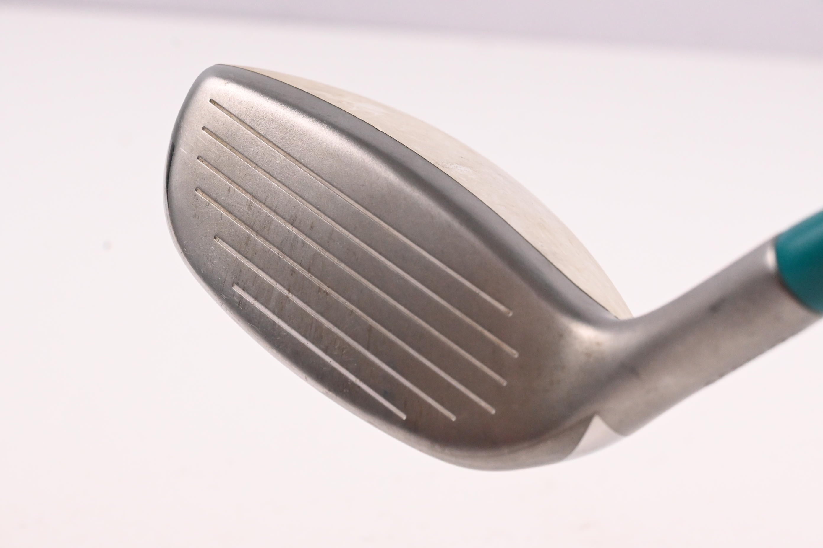 Ladies Ping Rhapsody 2015 #6 Hybrid / 30 Degree / Ladies Flex Ping ULT 220 Shaft