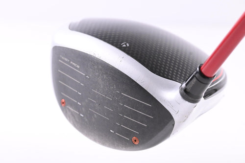 Taylormade M5 Driver / 9 Degree / Regular Flex Fujikura Speeder NX Red 50 Shaft