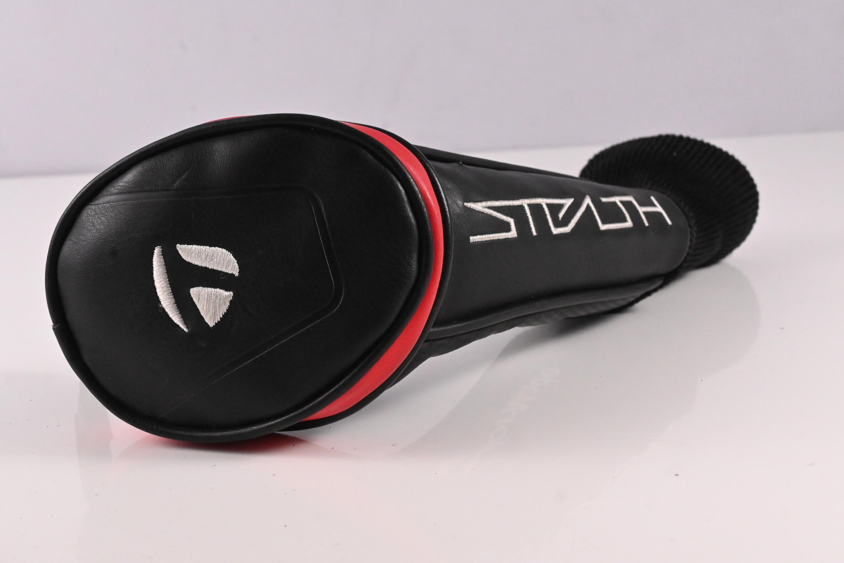 Taylormade Stealth #4 Hybrid / 22 Degree / Stiff Flex Fujikura Ventus Red 7