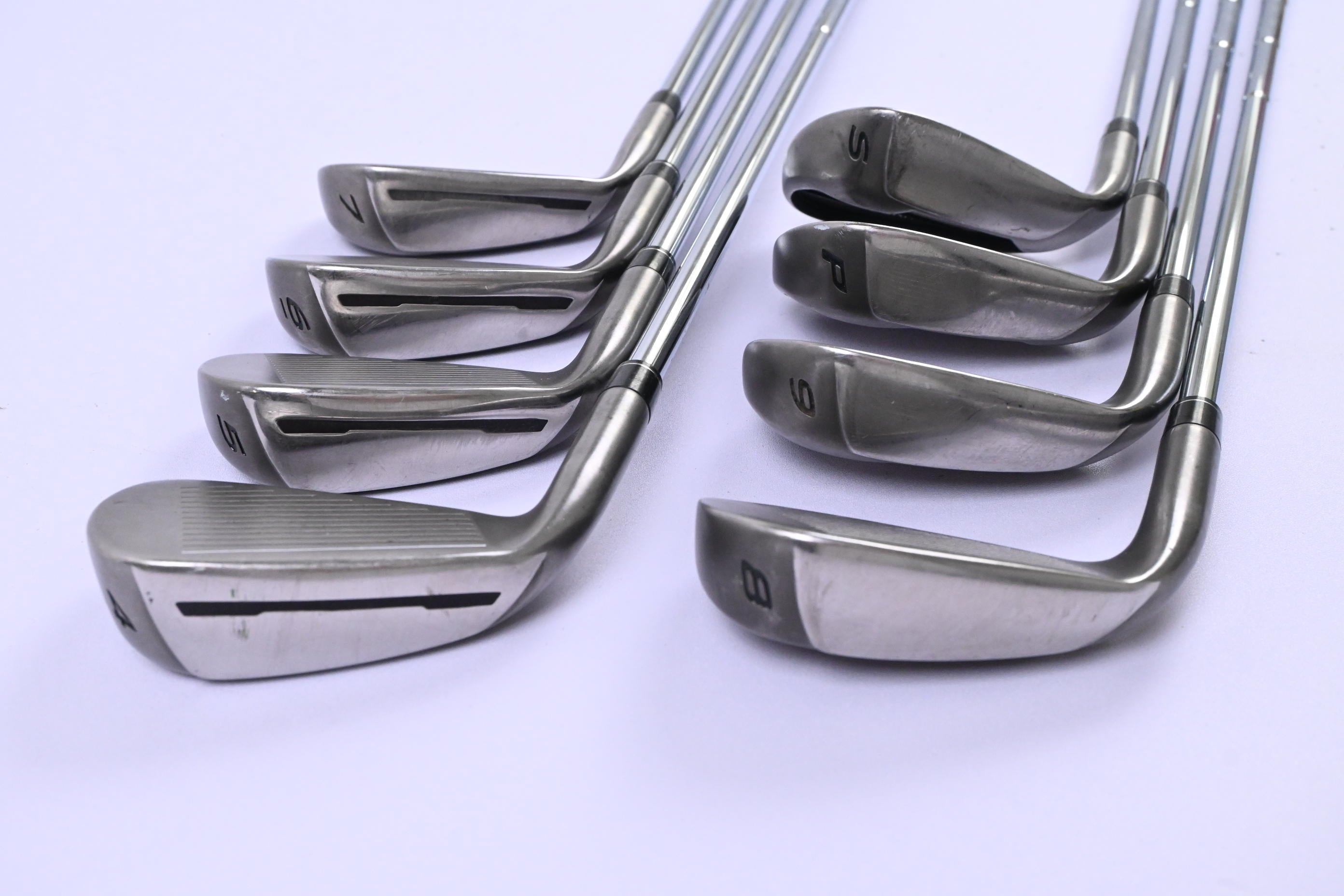 Taylormade Aeroburner Irons / 4-PW+SW / Regular Flex REAX Steel 88 Shafts