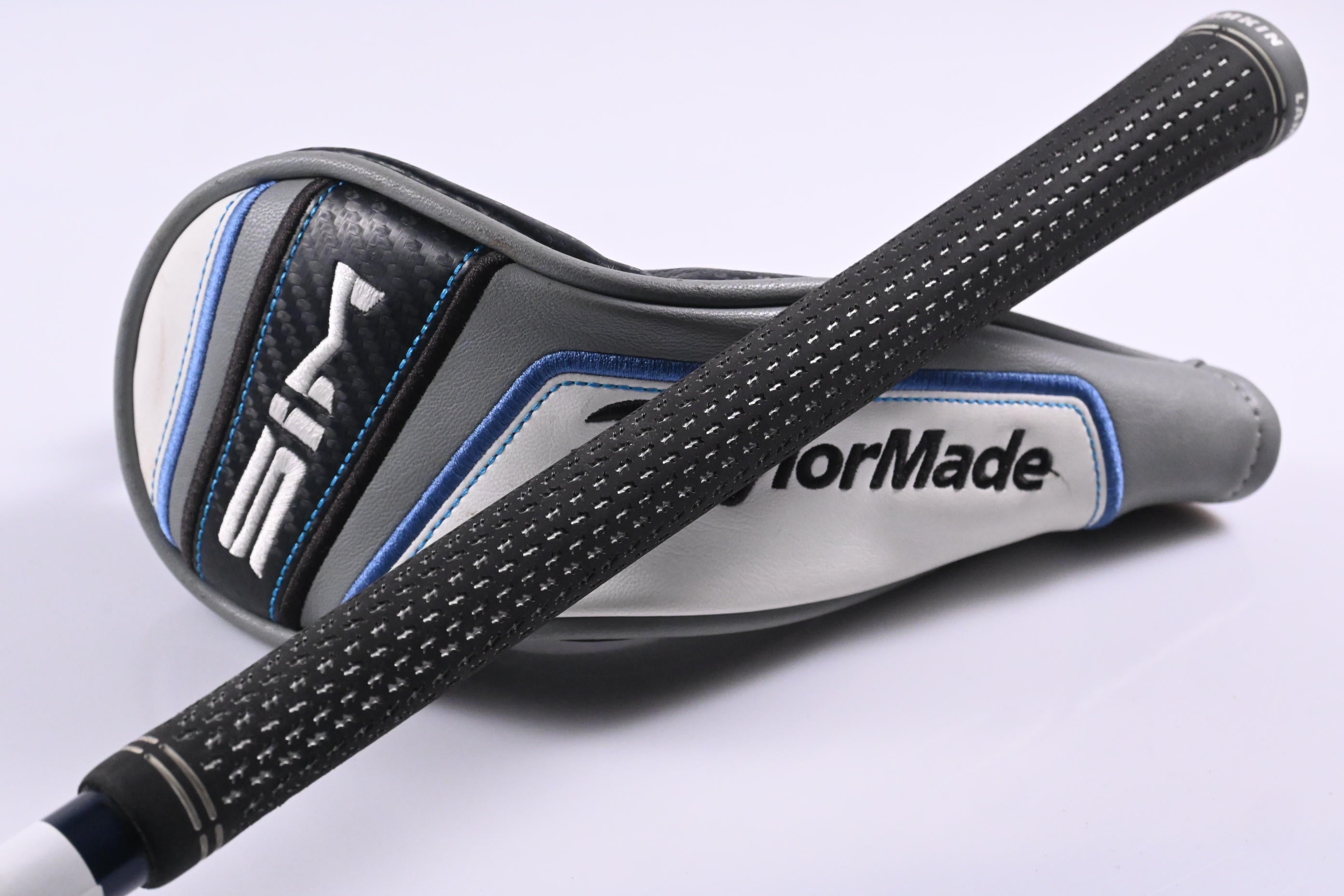 Taylormade SIM Max #3 Hybrid / 19 Degree / Regular Flex Ventus Blue 6 Shaft
