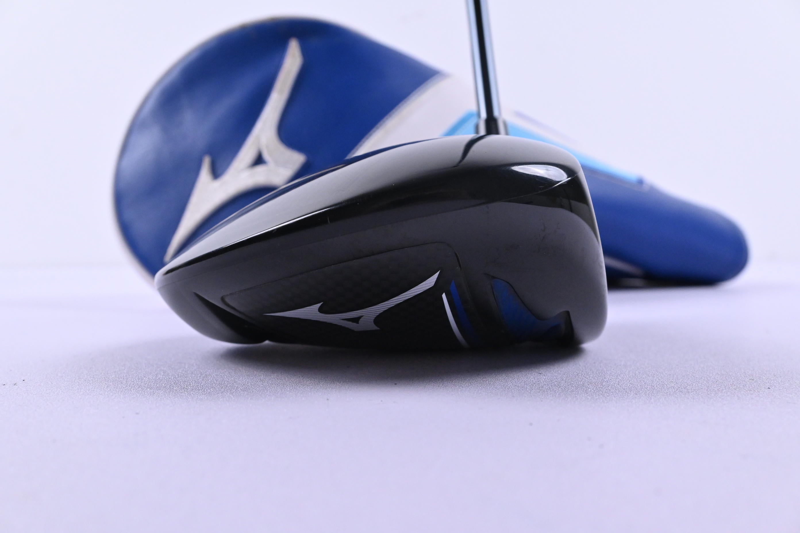 Mizuno ST-Max 230 Driver / 10.5 Degree / Regular Flex LIN-Q M40X Red 5 Shaft