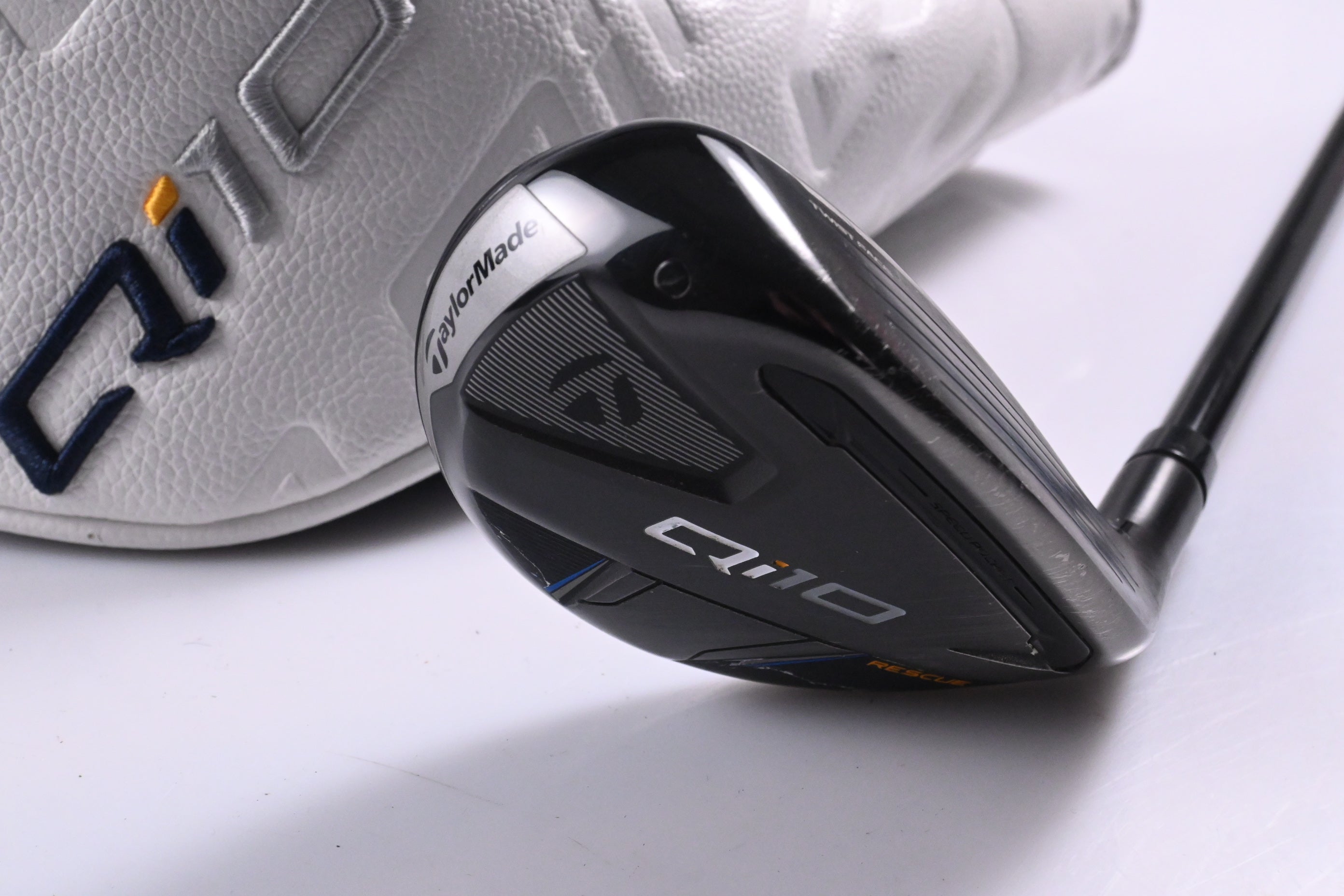Taylormade Qi10 #4 Hybrid / 22 Degree / Regular Flex Fujikura Ventus TR Blue 6
