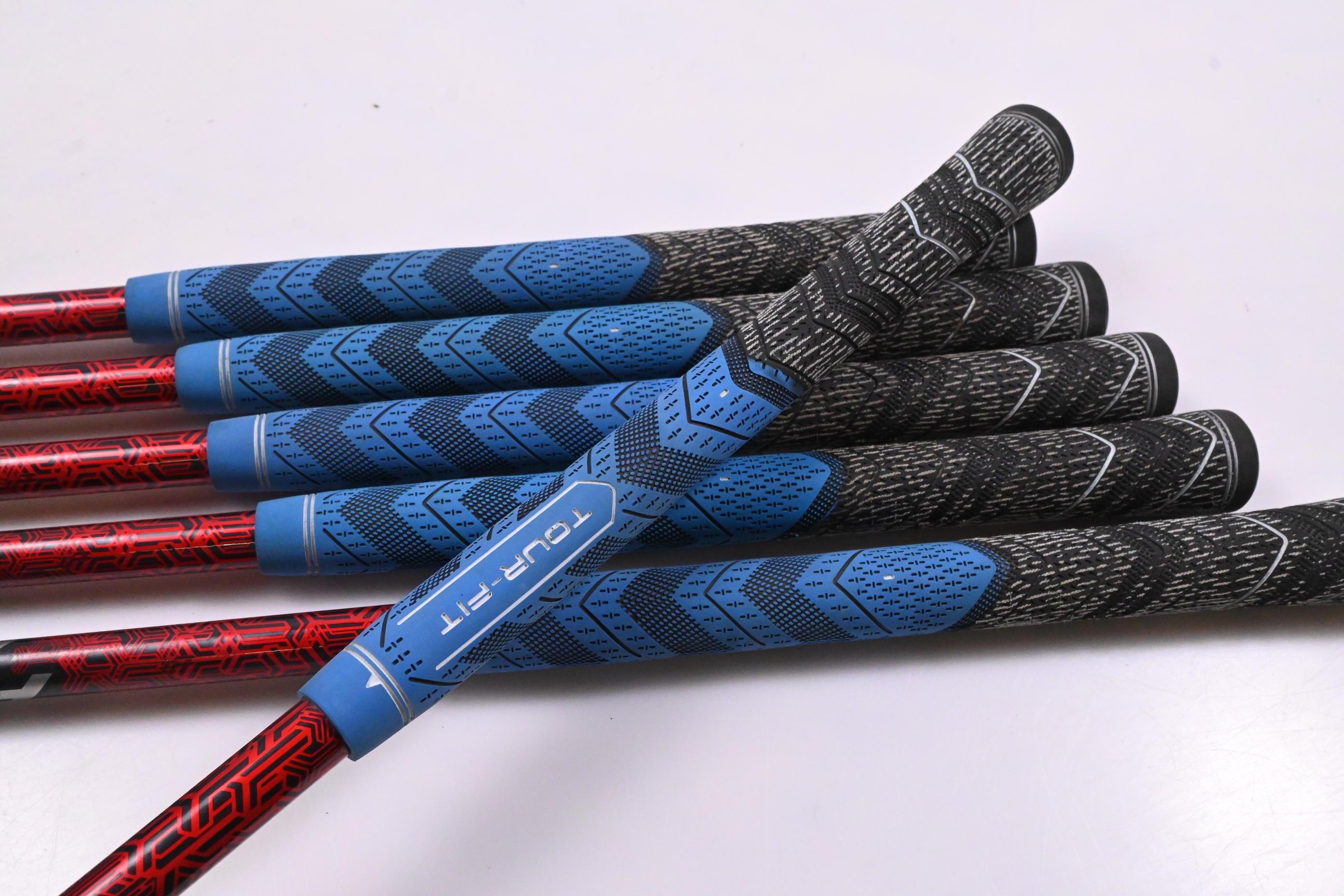 Ping G710 Irons / 5-PW / White Dot / Regular Flex Ping Alta CB Red Shafts