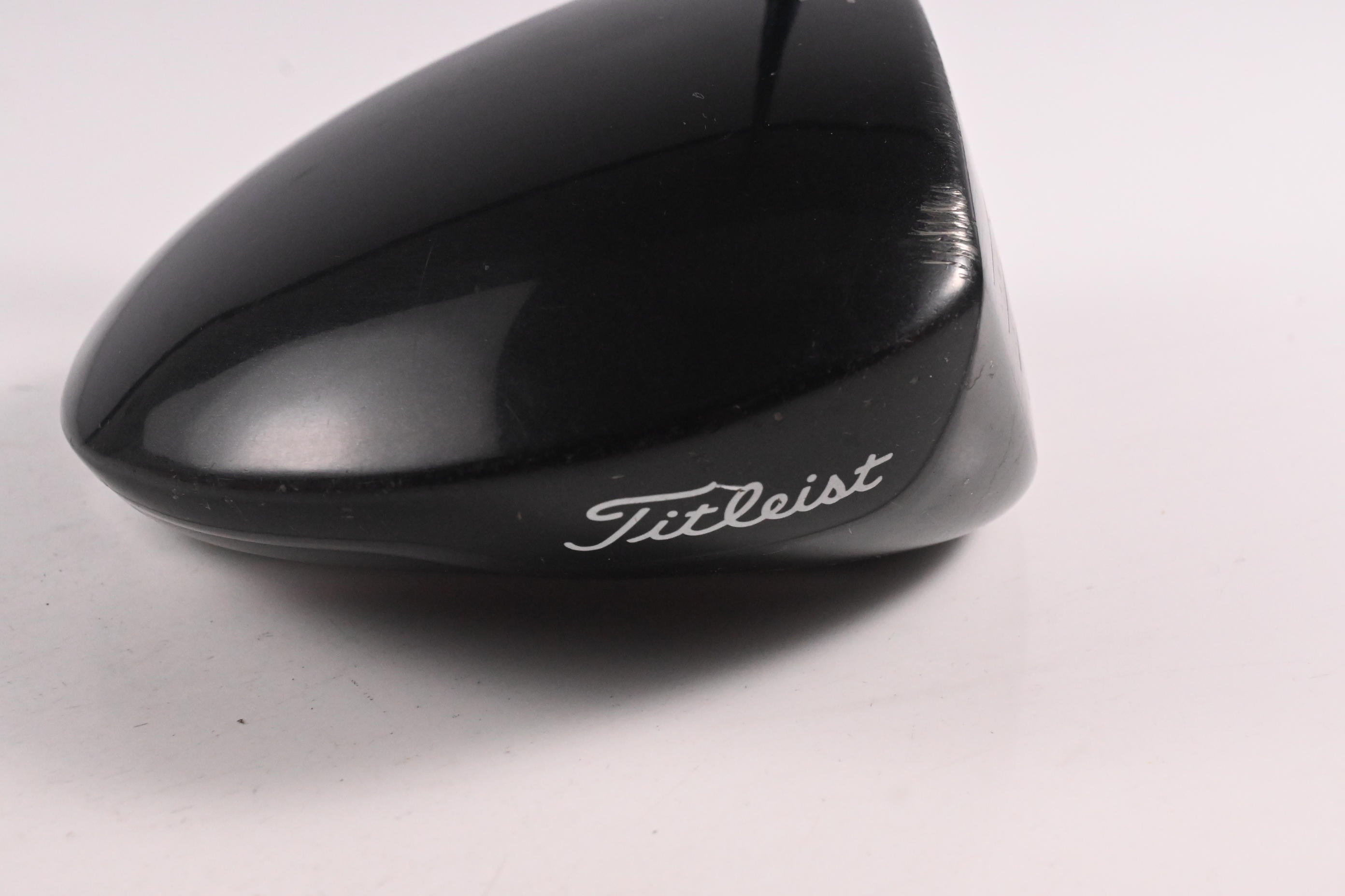 Titleist 913 D2 Driver / 10.5 Degree / Stiff Flex Diamana Kai'li 65 Shaft