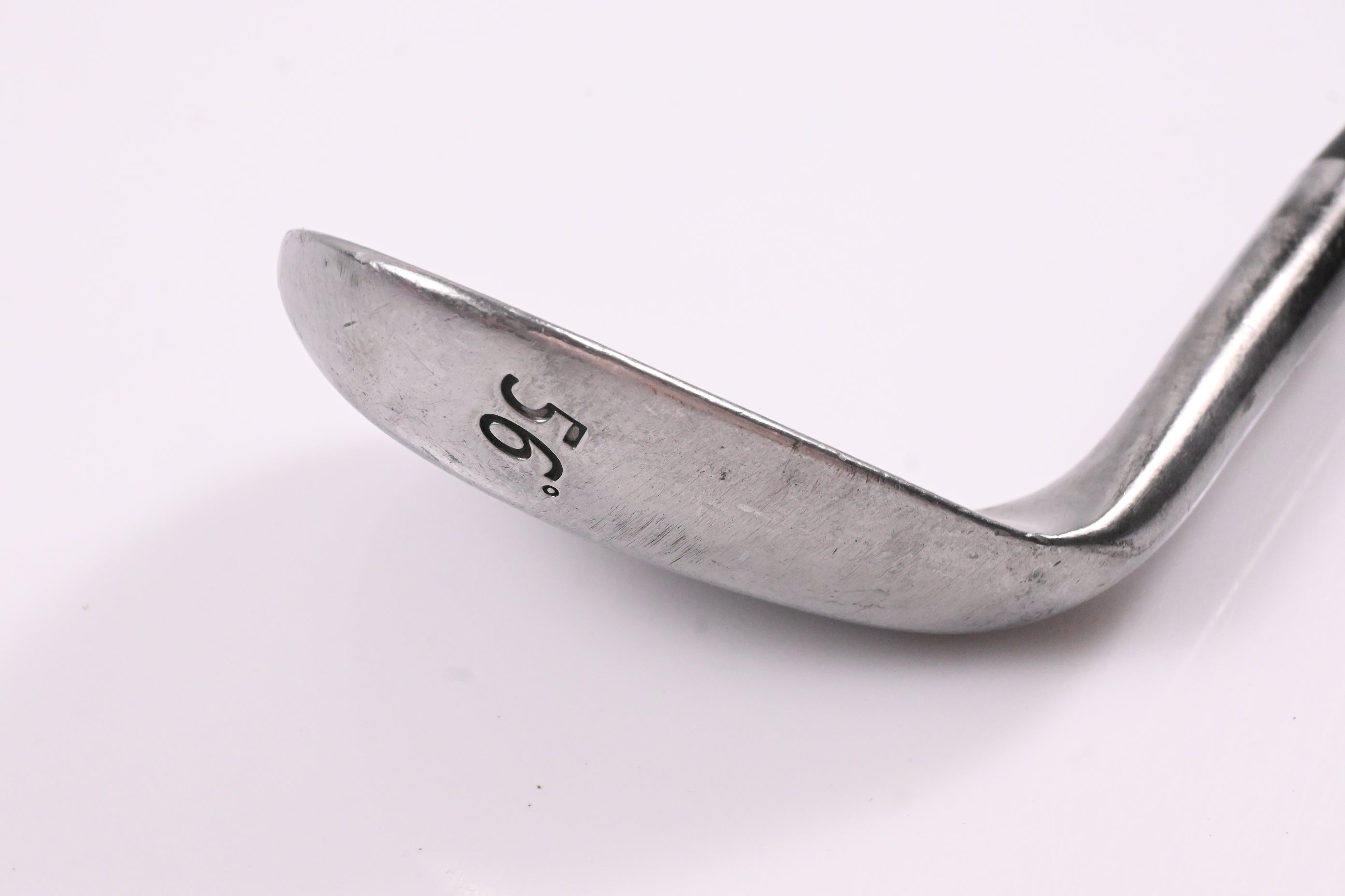 Wilson TW9 Sand Wedge / 56 Degree / Wedge Flex Dynamic Gold Shaft