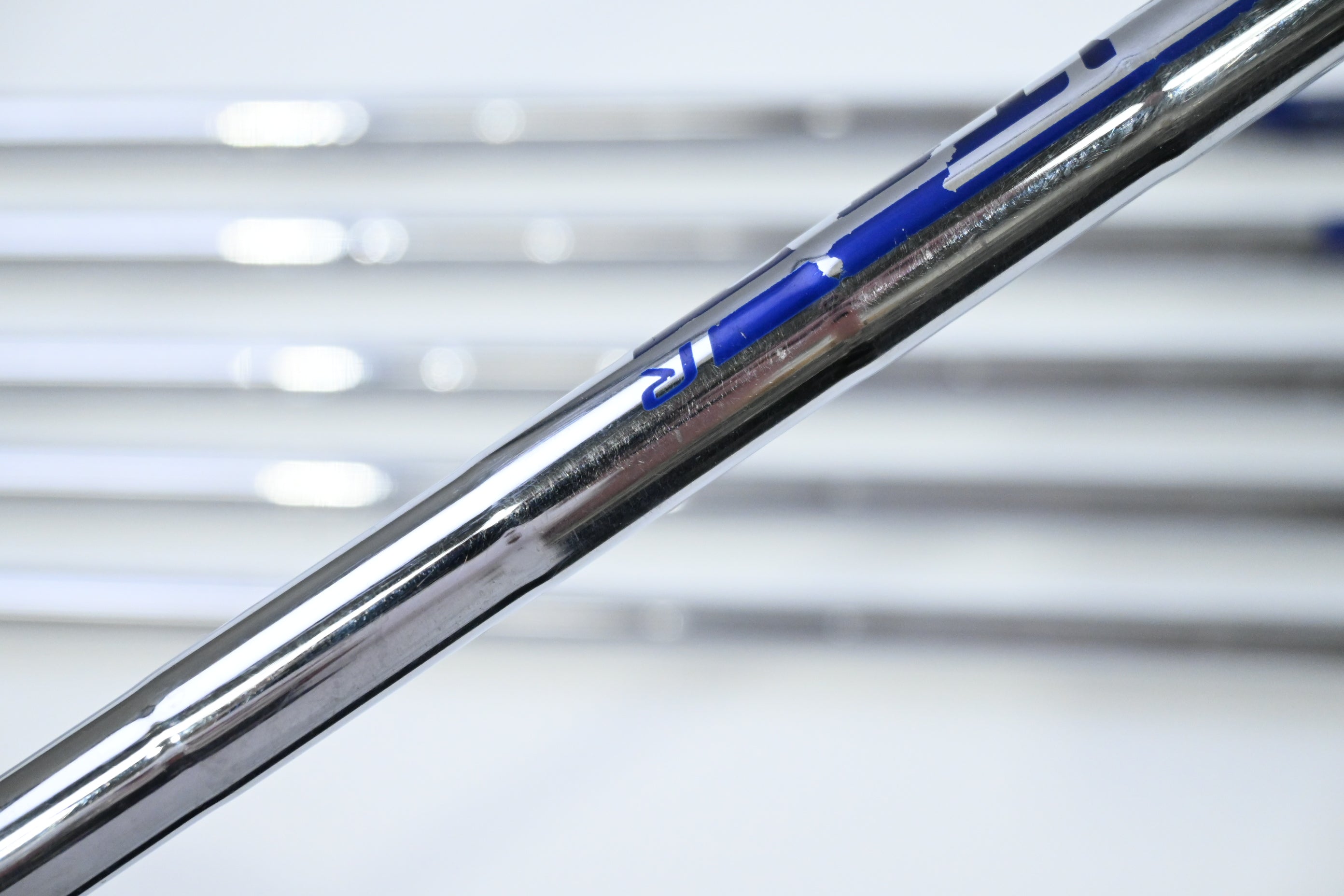 Ping G400 Irons / 5-PW / Blue Dot / Regular Flex Ping AWT 2.0 Shafts