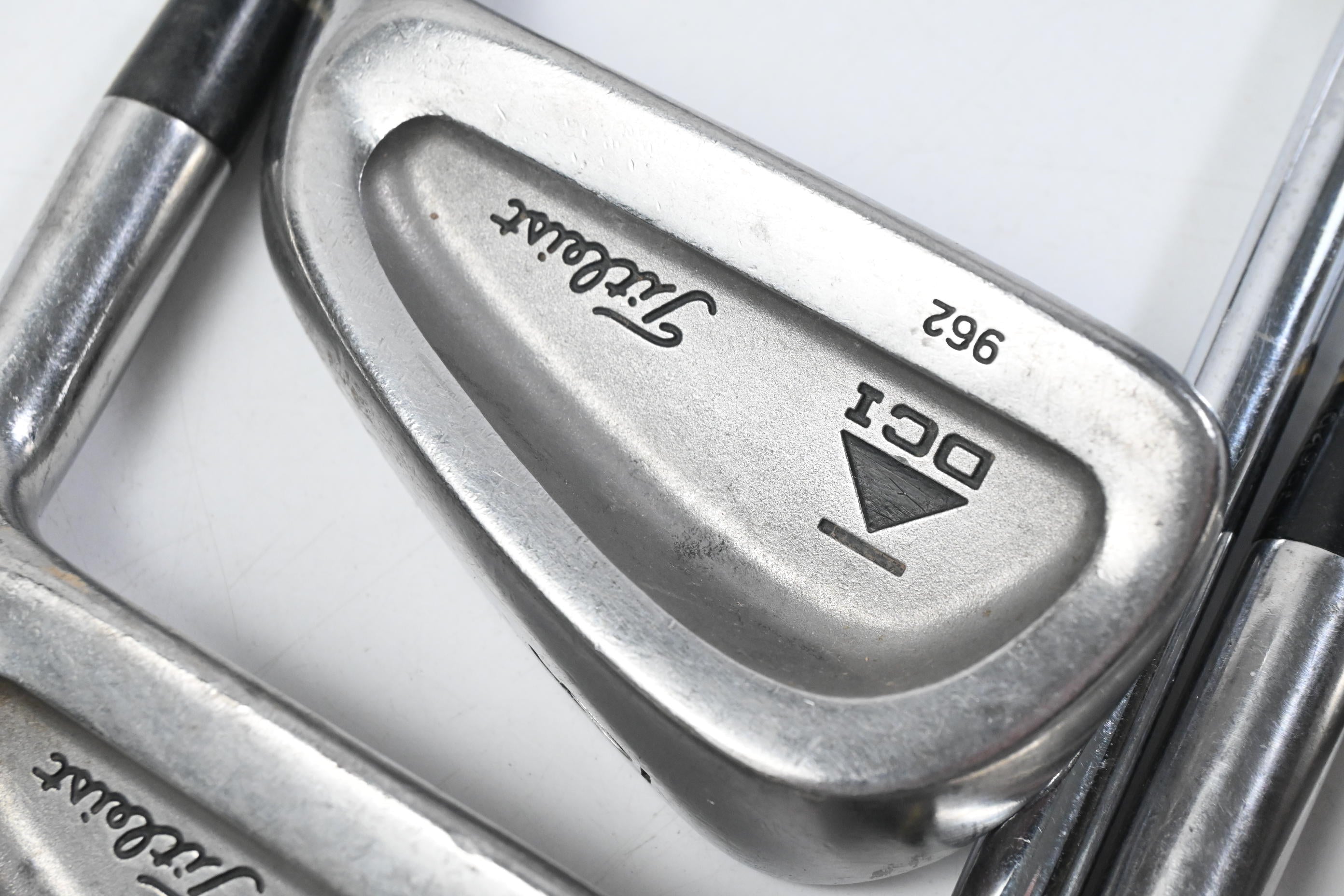 Titleist DCI 962 Irons / 5-9i / Regular Flex Titleist Tri Spec Shafts