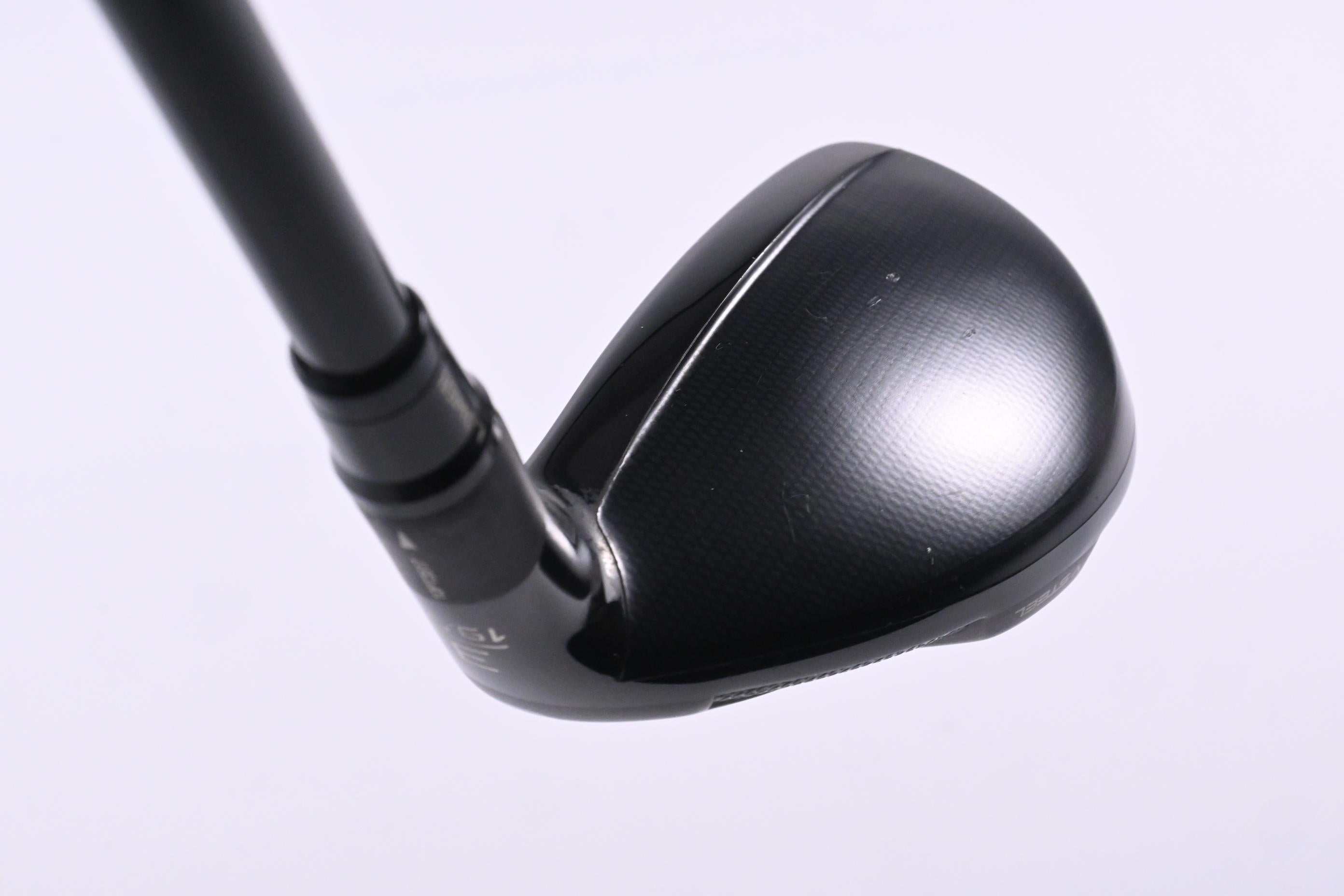 Taylormade SIM2 #3 Hybrid / 19.5 Degree / Stiff Flex Tensei AV Raw Blue 80 Shaft