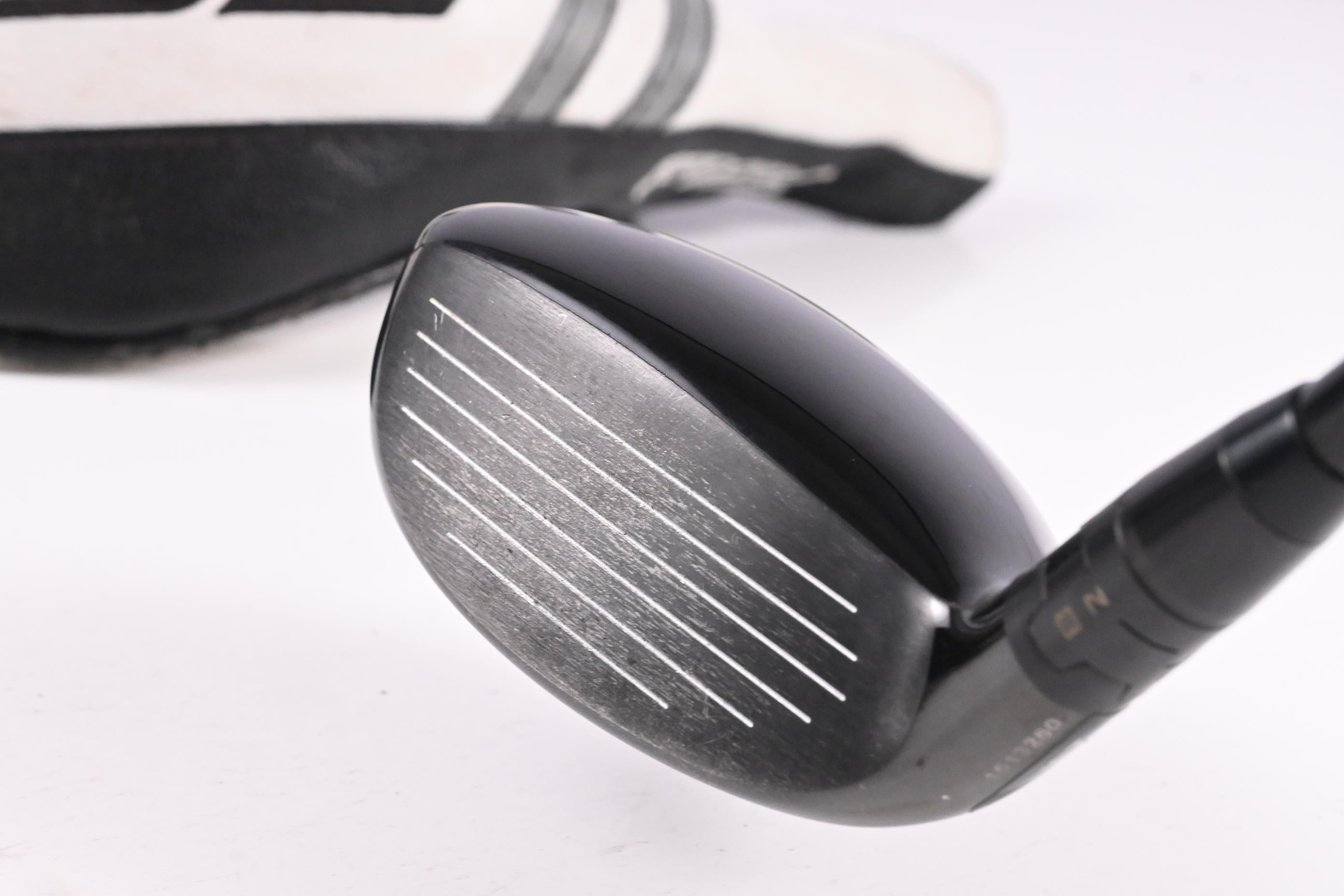 Titleist TSi2 #5 Hybrid / 24 Degree / Regular Flex Tensei AV Blue 65 Shaft