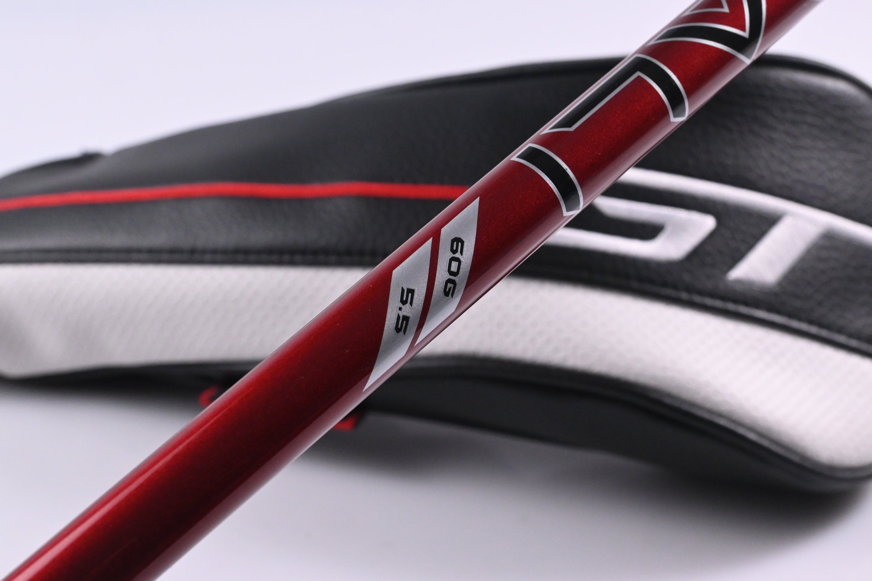 Titleist GT2 #5 Wood / 18 Degree / Regular Flex Project X Denali Red 60 Shaft