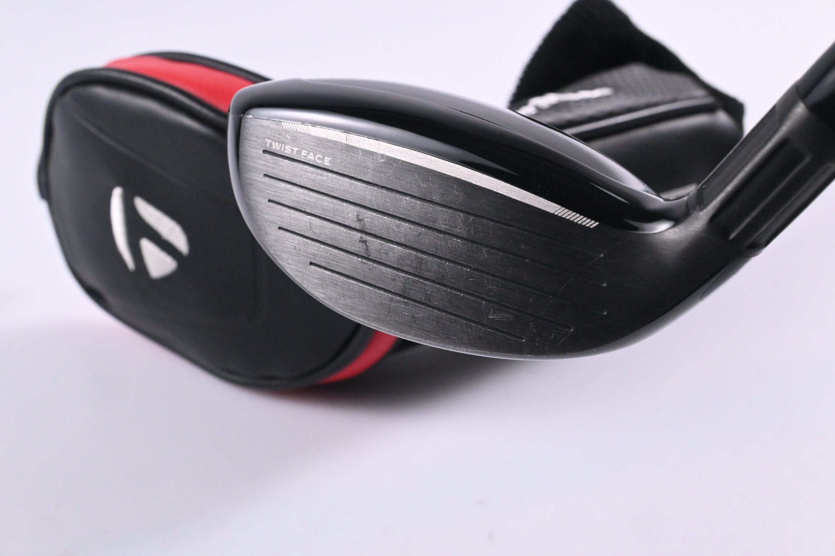 Taylormade Stealth #3 Hybrid / 19 Degree / Stiff Flex Fujikura Ventus Red 7 Shaft