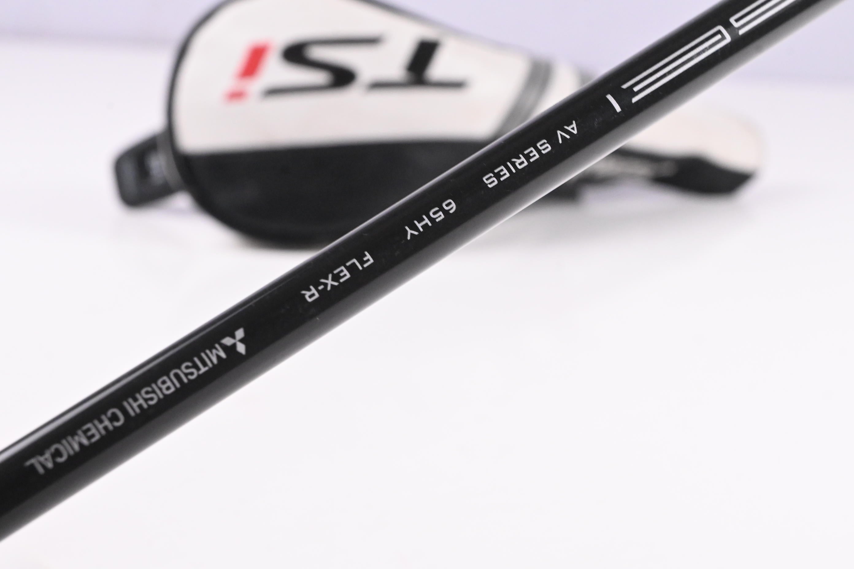 Titleist TSi2 #5 Hybrid / 24 Degree / Regular Flex Tensei AV Blue 65 Shaft