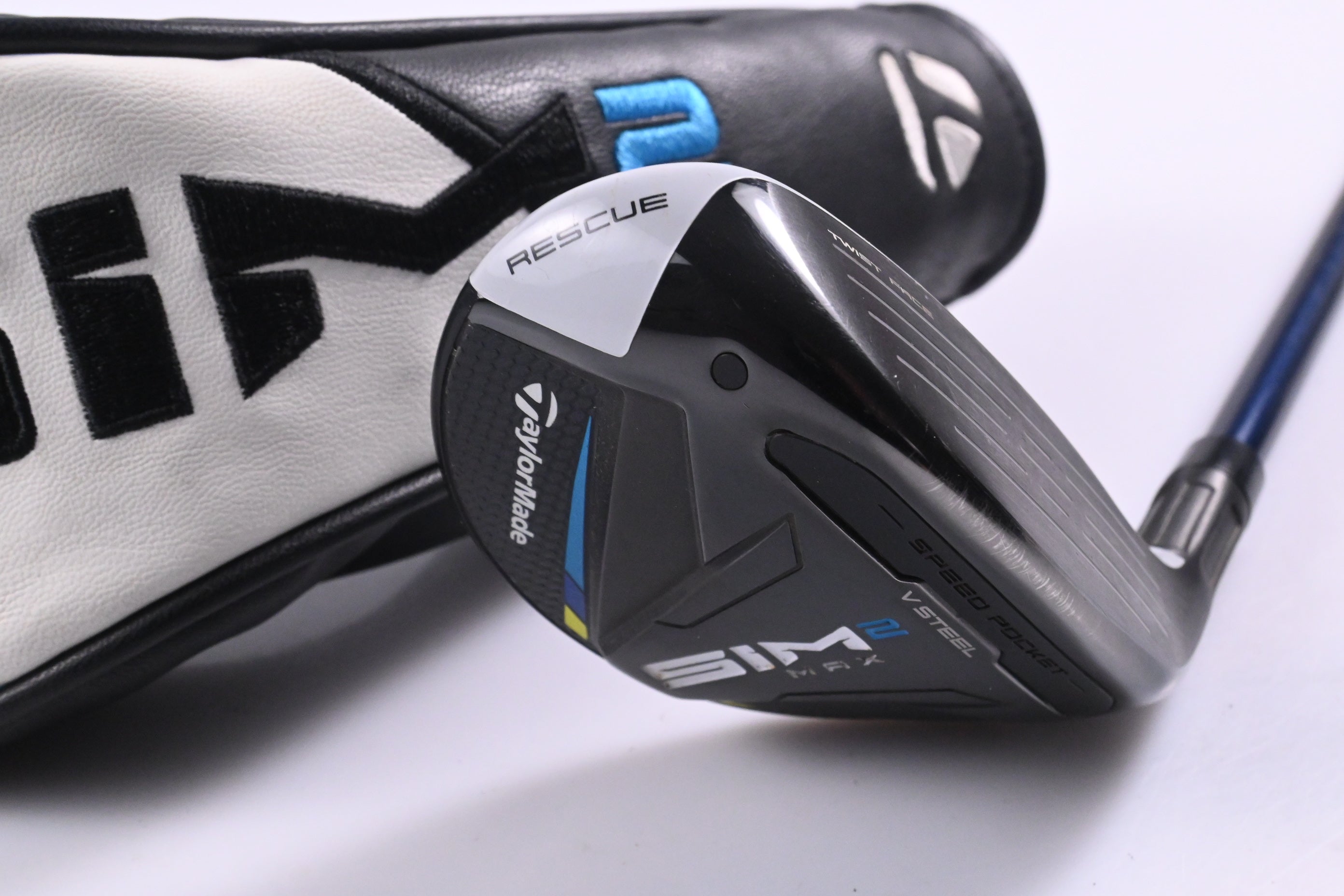 Taylormade SIM2 Max #3 Hybrid / 19 Degree / Stiff Flex Ventus Blue 7 Shaft