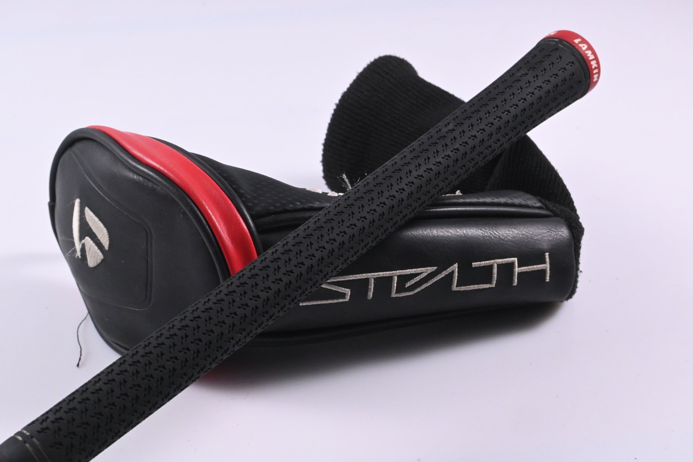 Taylormade Stealth Plus #3 Hybrid / 19.5 Degree / Stiff Flex HZRDUS Smoke Red
