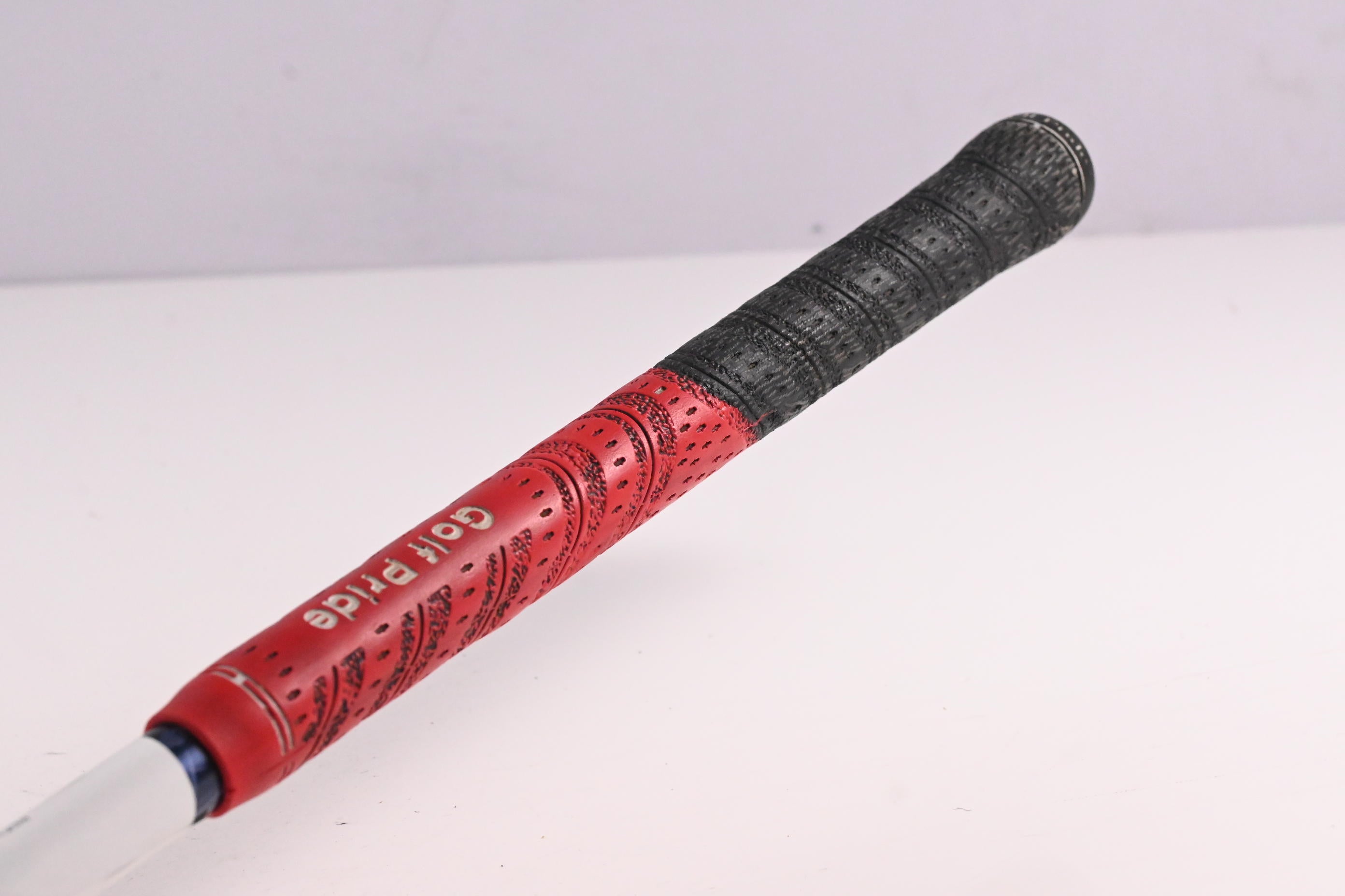 Titleist 913 D2 Driver / 10.5 Degree / Stiff Flex Diamana Kai'li 65 Shaft