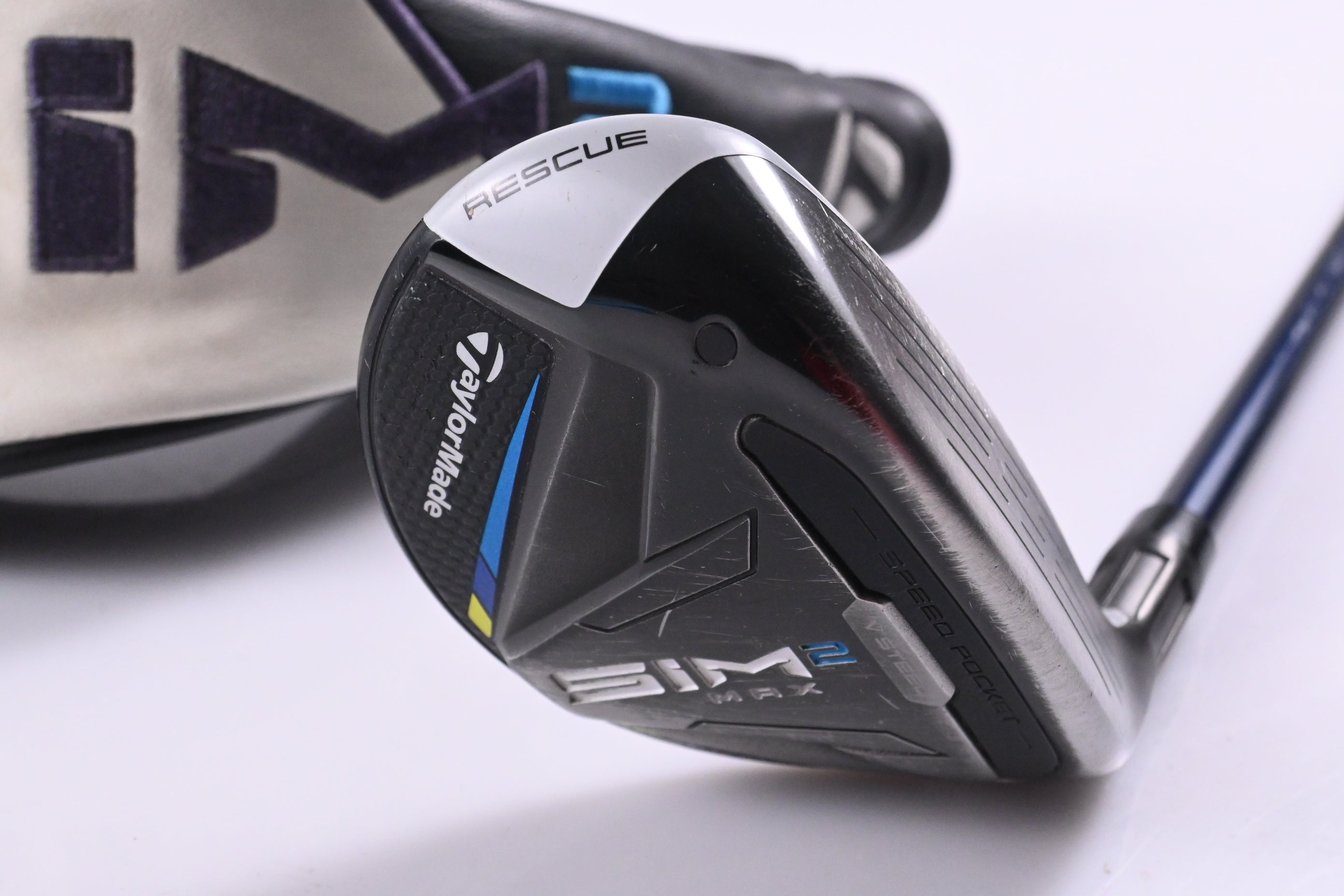 Taylormade SIM2 Max #3 Hybrid / 19 Degree / Regular Flex Ventus Blue 6 Shaft
