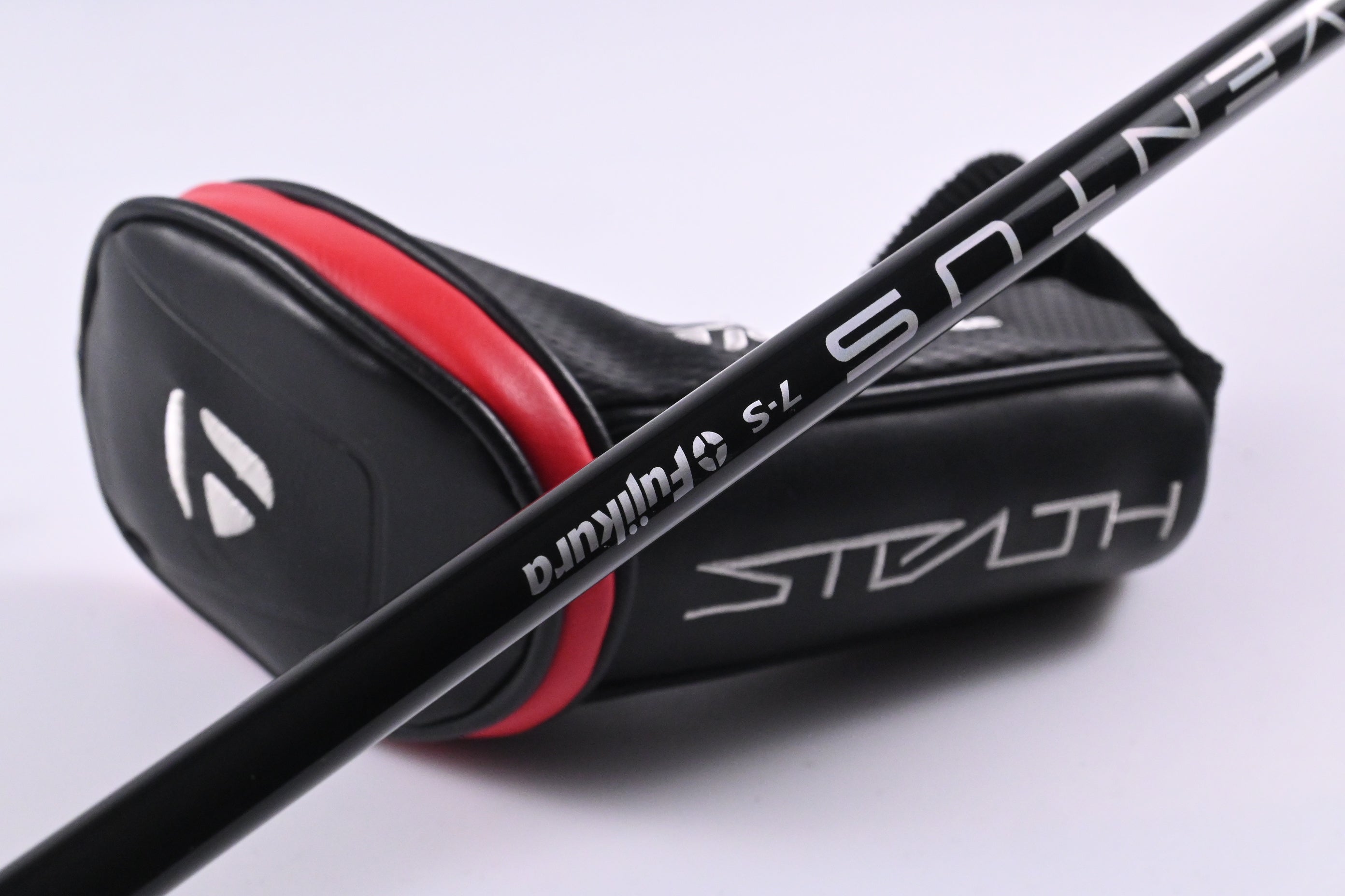 Taylormade Stealth #3 Hybrid / 19 Degree / Stiff Flex Fujikura Ventus Red 7 Shaft