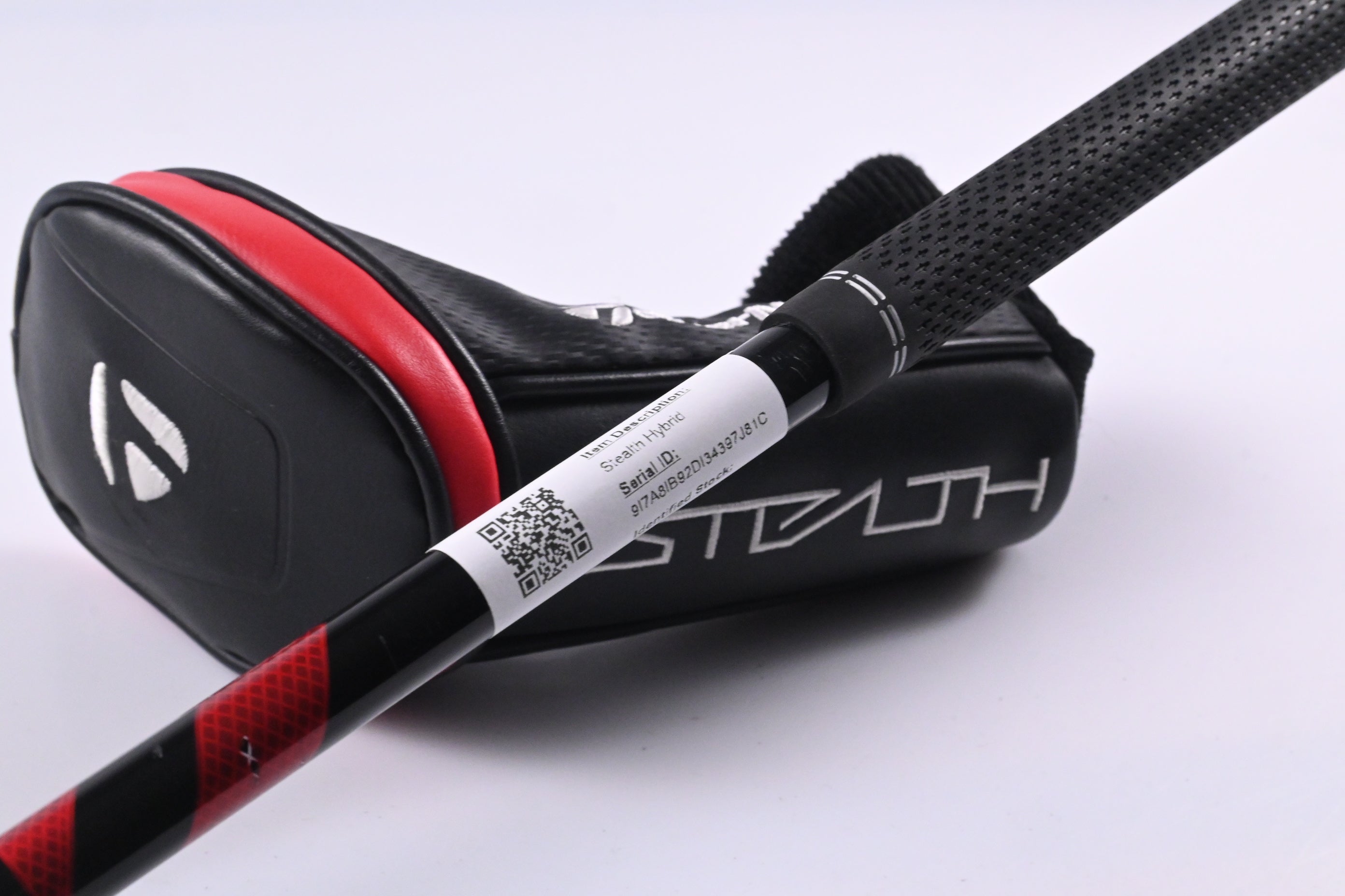 Taylormade Stealth #3 Hybrid / 19 Degree / Stiff Flex Fujikura Ventus Red 7 Shaft