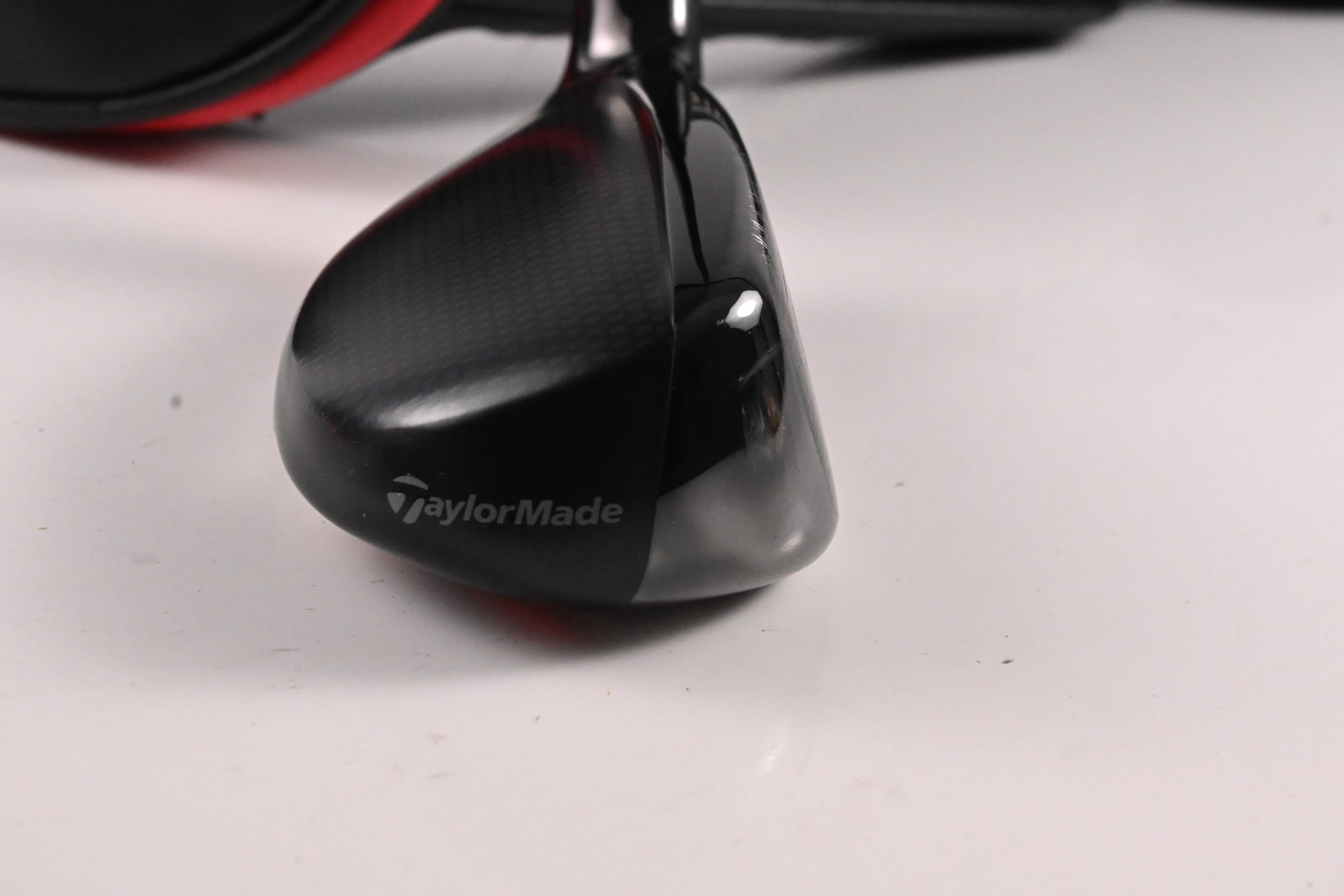 Taylormade Stealth Plus #2 Hybrid / 17 Degree / Stiff Flex HZRDUS RDX Smoke Red