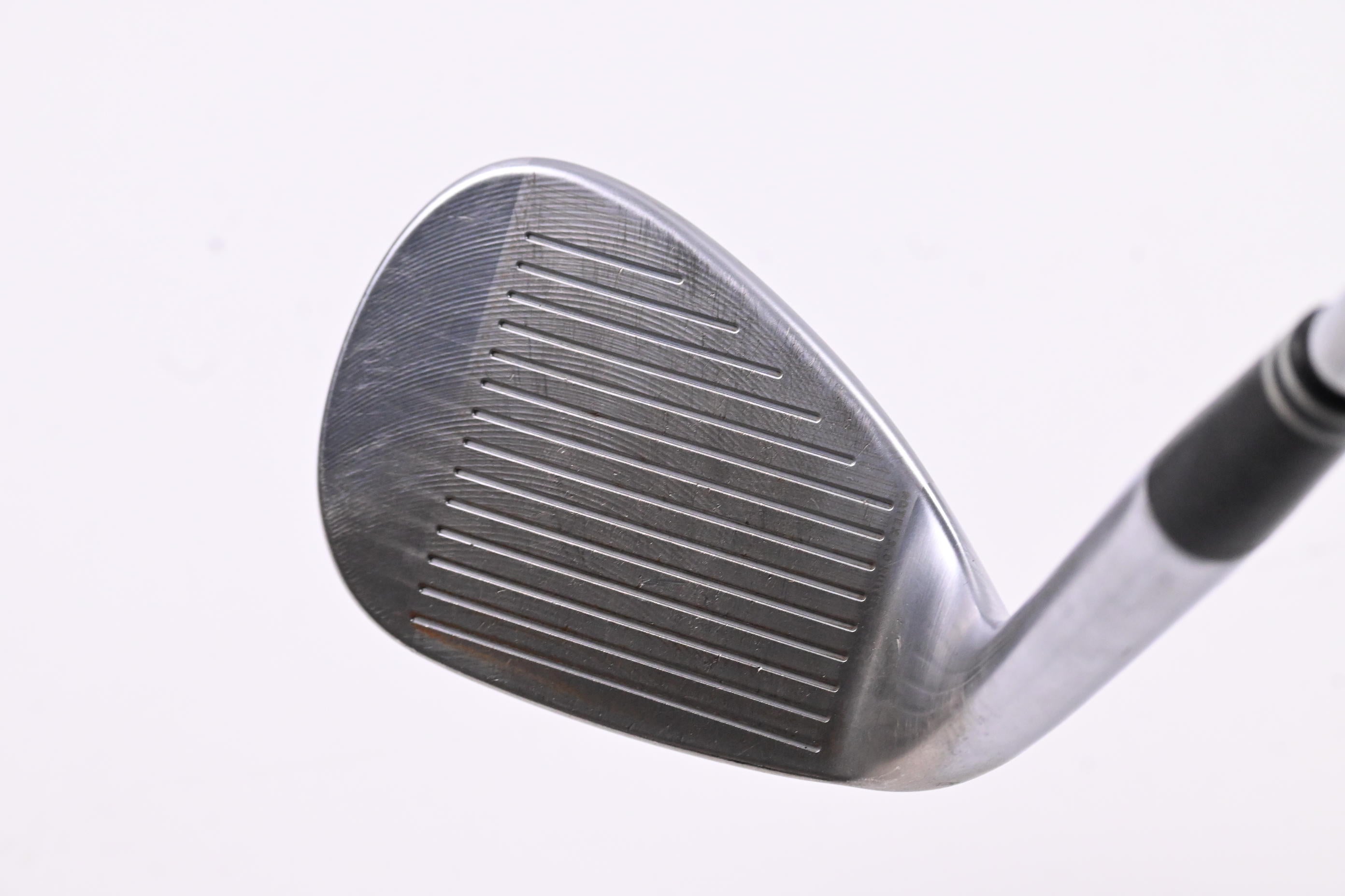 Cleveland 588 RTX 2.0 Sand Wedge / 56 Degree / Wedge Flex Dynamic Gold Shaft