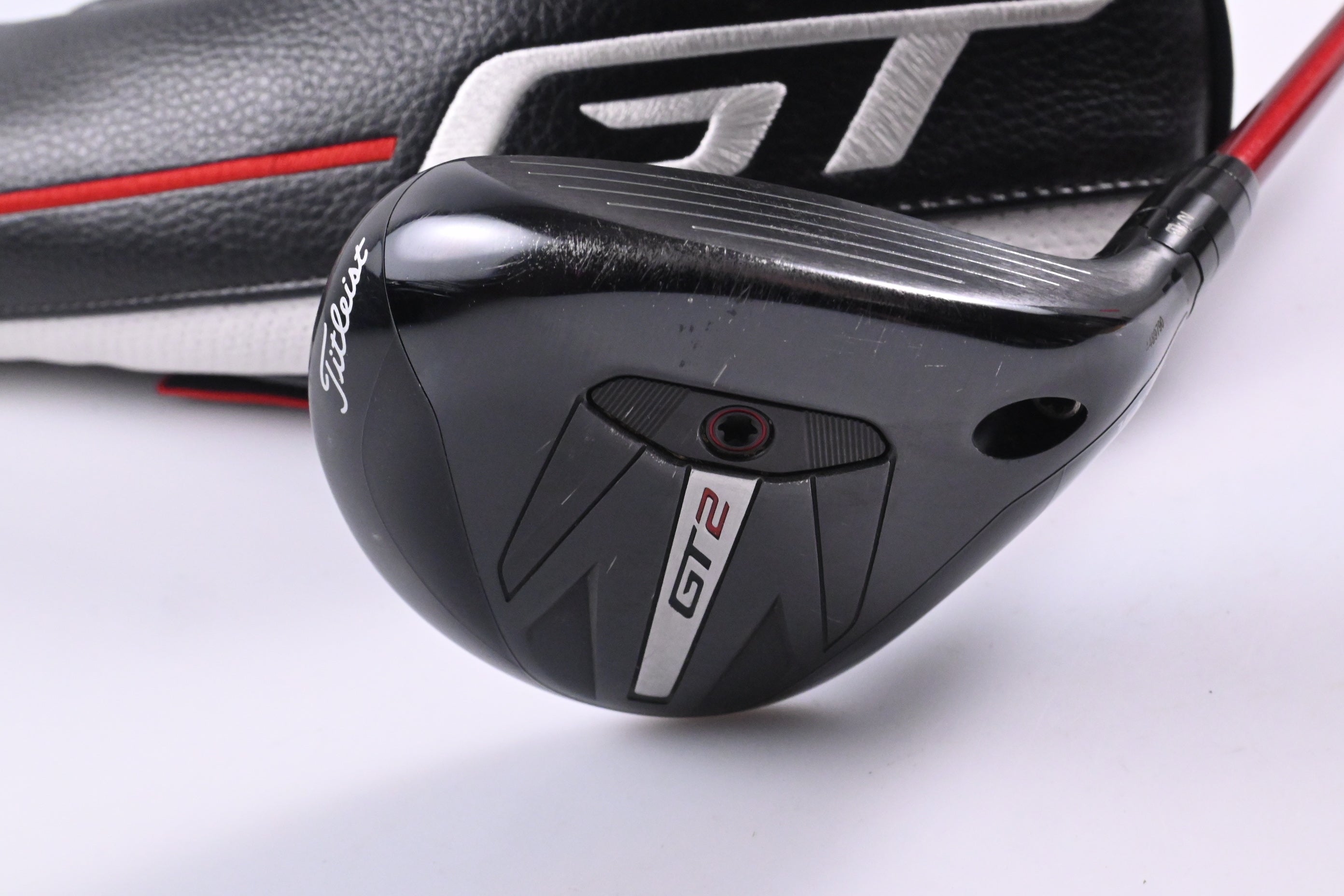 Titleist GT2 #5 Wood / 18 Degree / Regular Flex Denali Red 60 Shaft