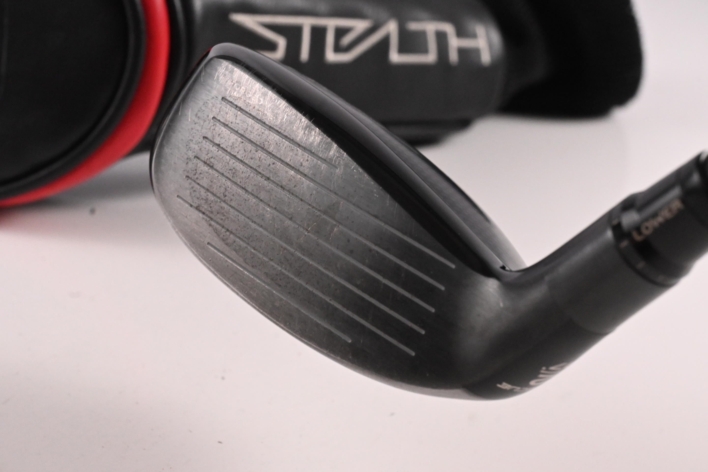 Taylormade Stealth Plus #2 Hybrid / 17 Degree / Stiff Flex HZRDUS RDX Smoke Red