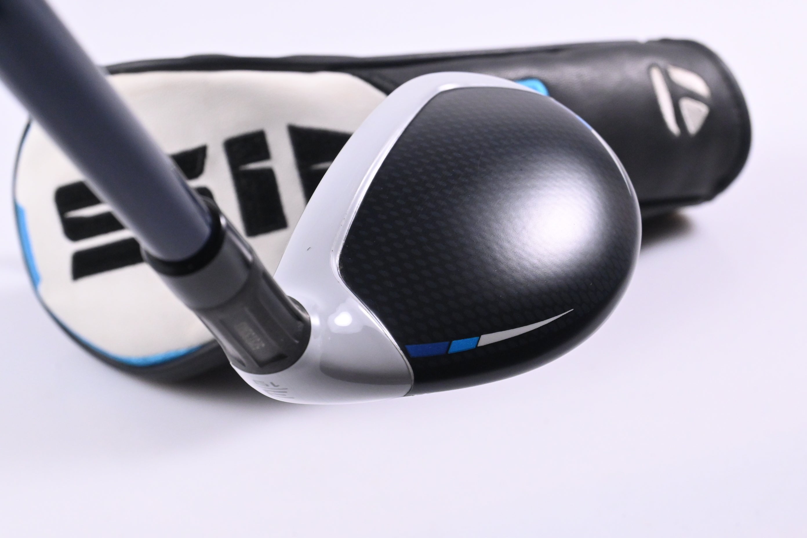 Taylormade SIM2 Max #3 Hybrid / 19 Degree / Stiff Flex Ventus Blue 7 Shaft
