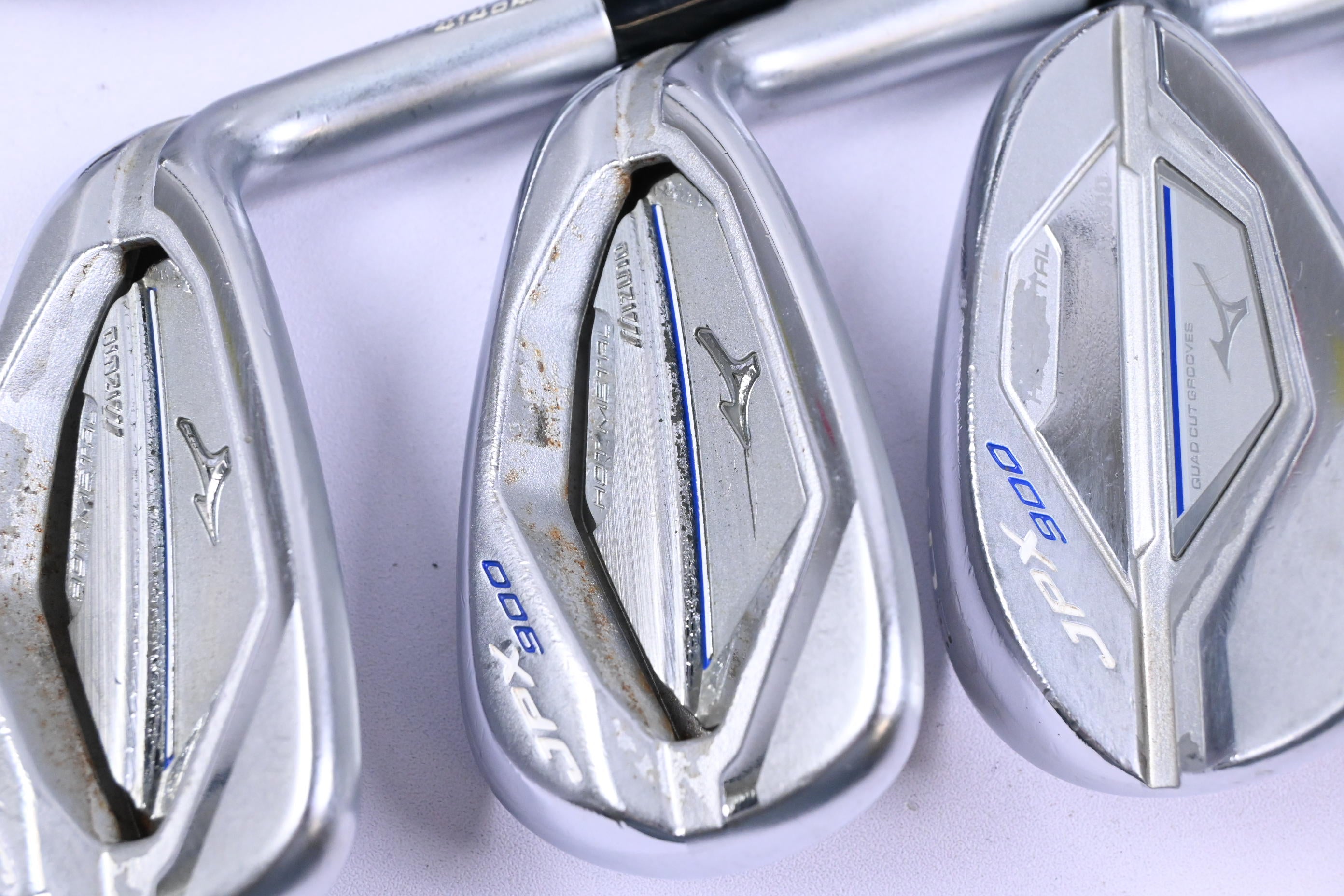Mizuno JPX 900 Hot Metal Irons / 5-PW+GW+SW / Regular Flex XP 115 R300