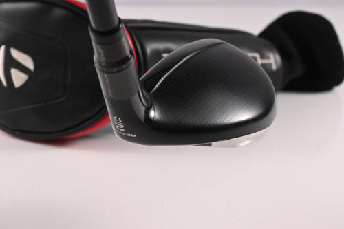 Taylormade Stealth Plus #2 Hybrid / 17 Degree / Stiff Flex HZRDUS RDX Smoke Red